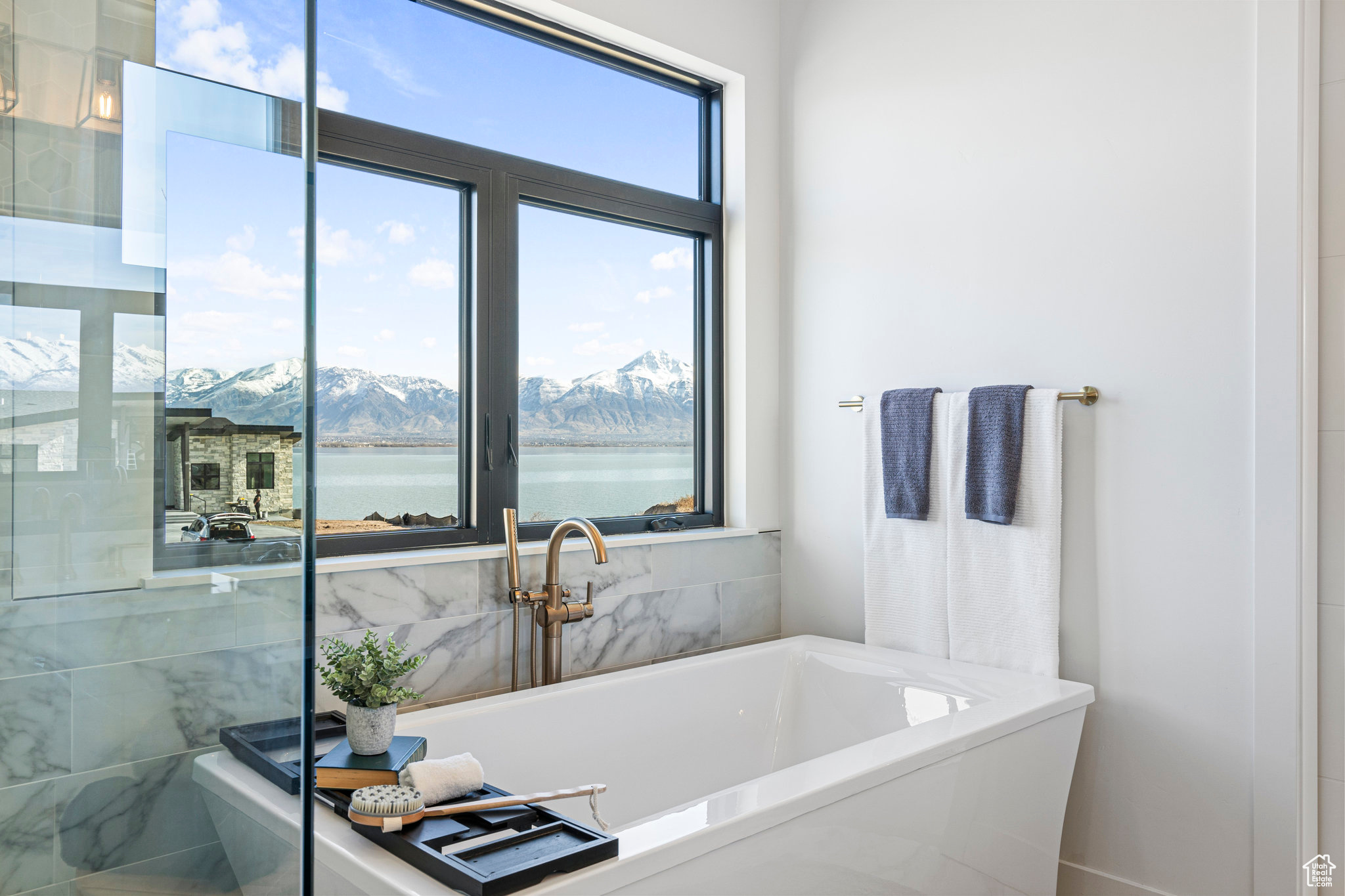 WILTSHIRE ESTATES - Residential