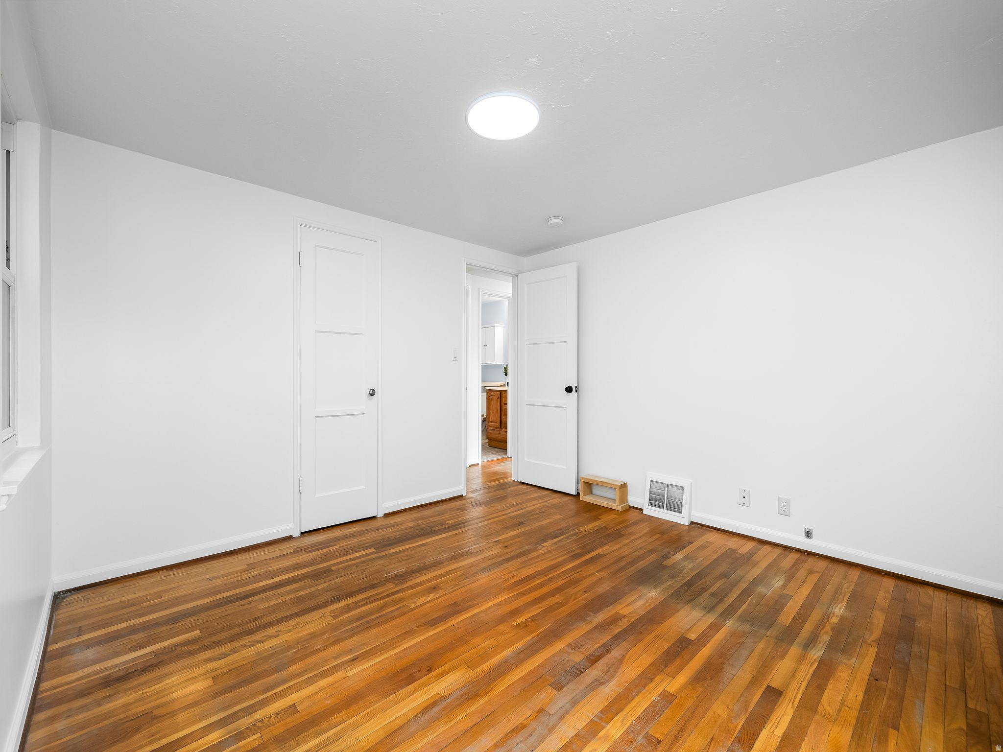 COLUMBIA VILLAGE - Residential