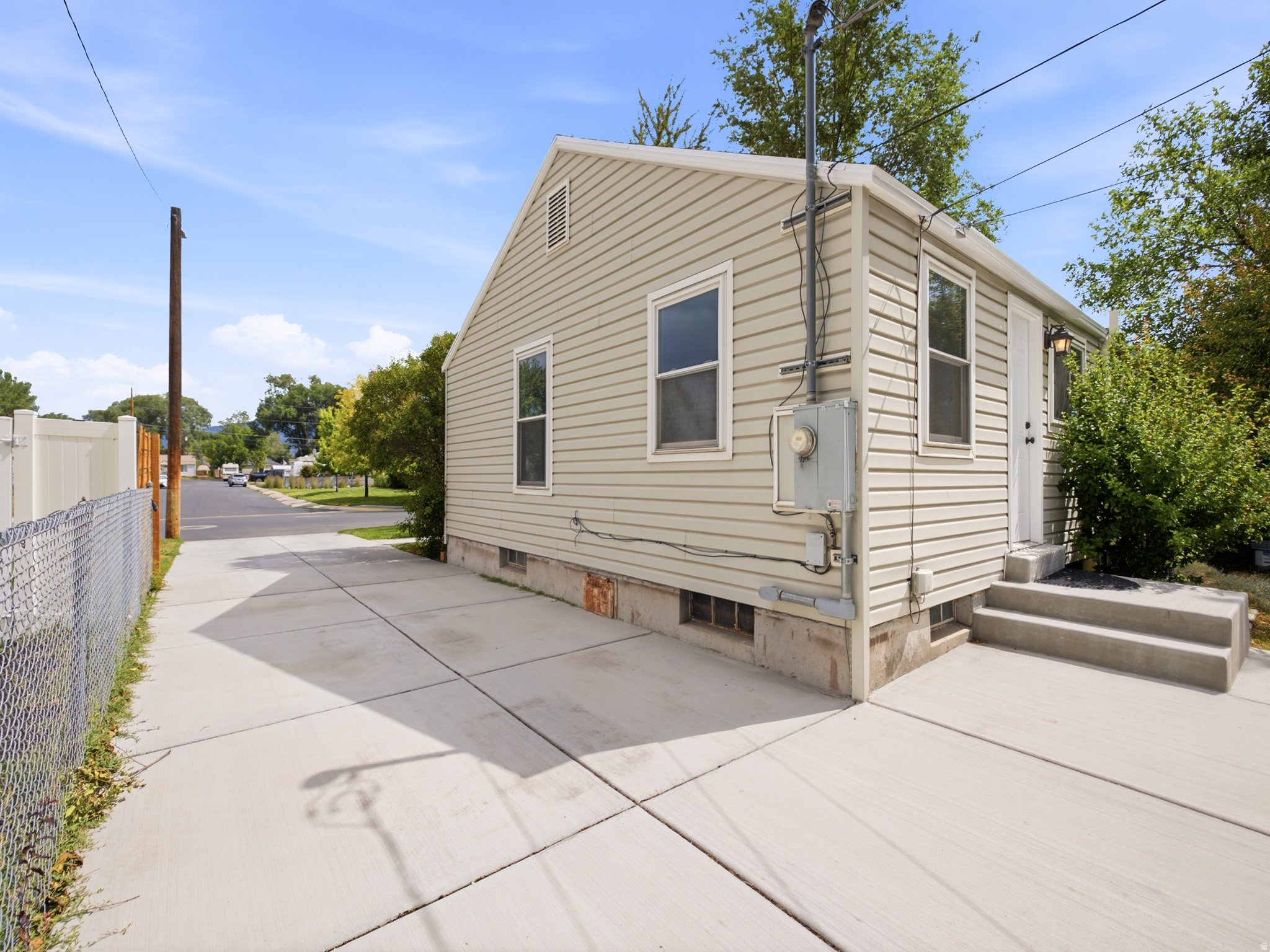 COLUMBIA VILLAGE - Residential