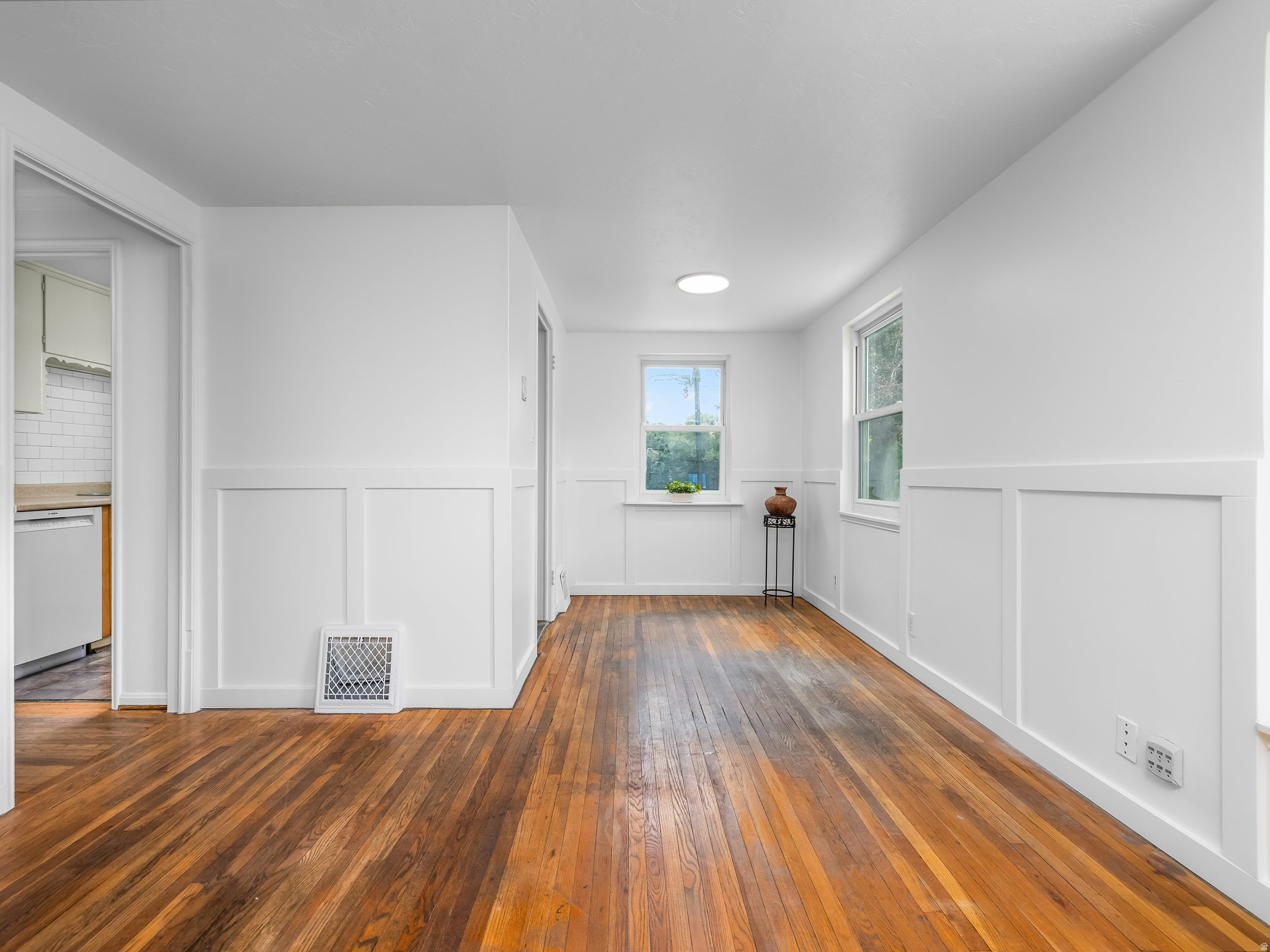 COLUMBIA VILLAGE - Residential