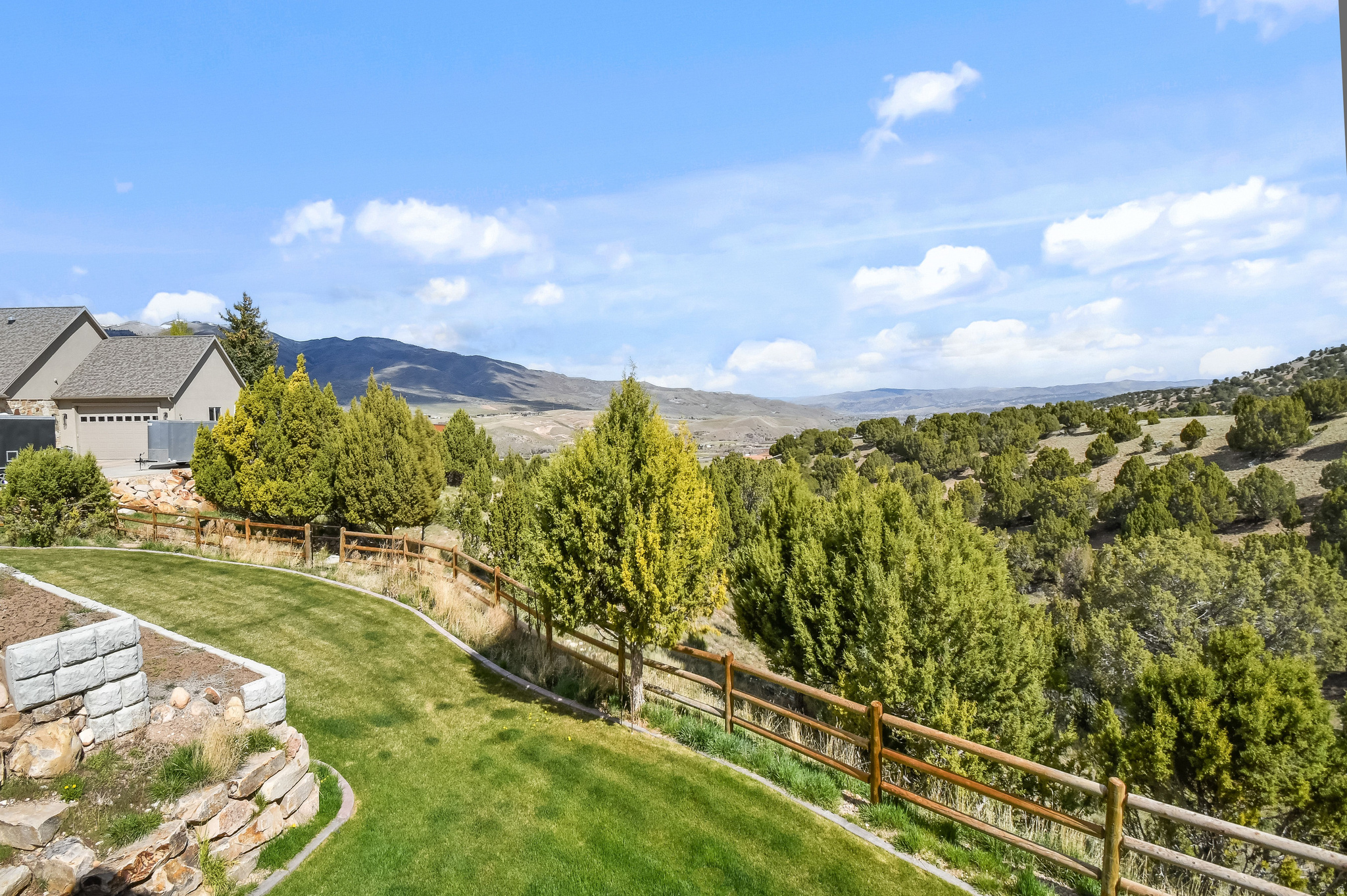 CHERRY HILLS LOT 2 A - Residential Lease
