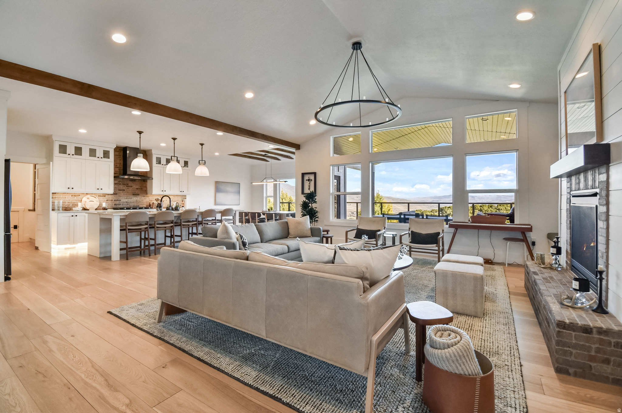CHERRY HILLS LOT 2 A - Residential Lease