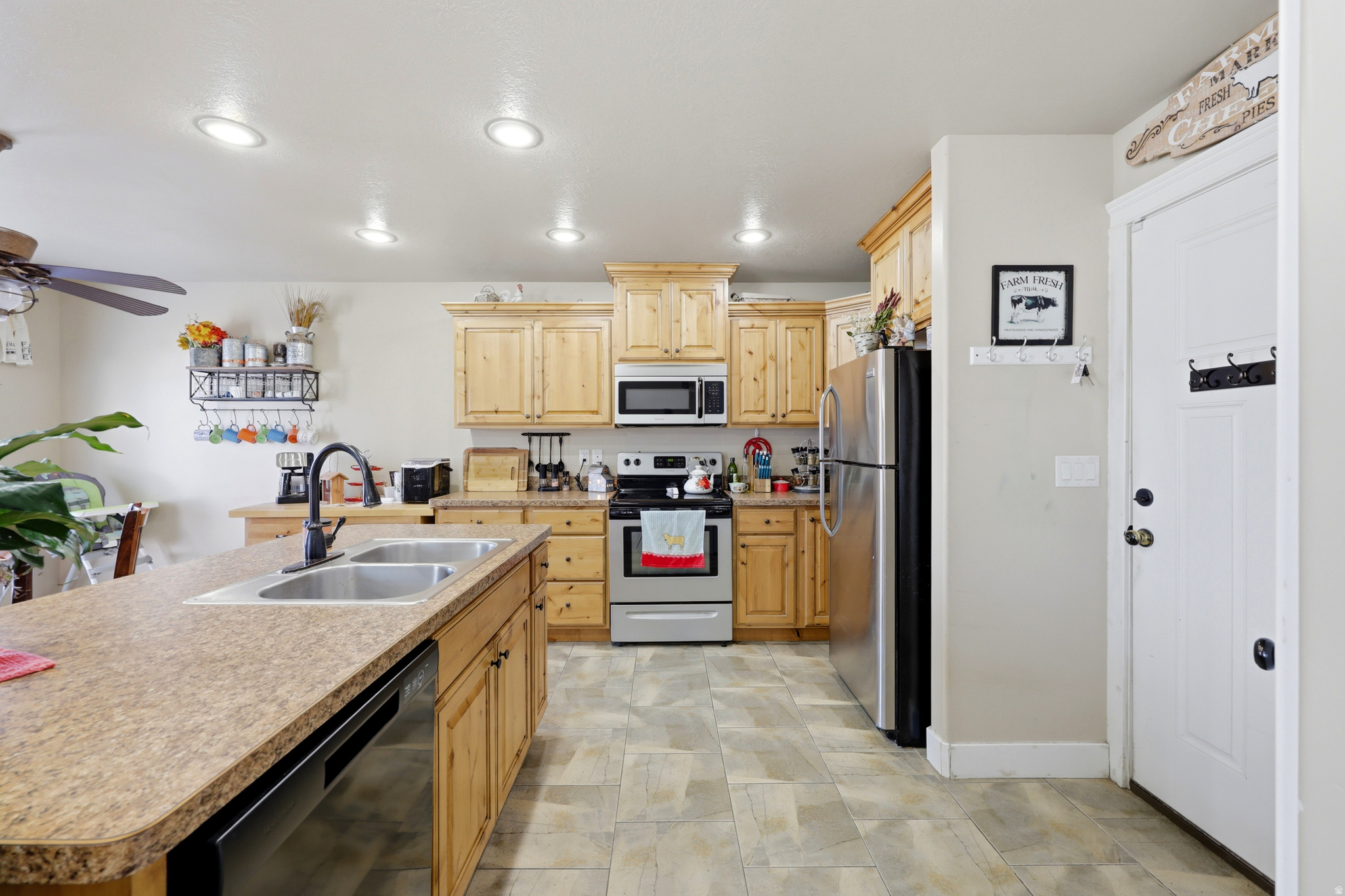 HERITAGE ESTATES - Residential