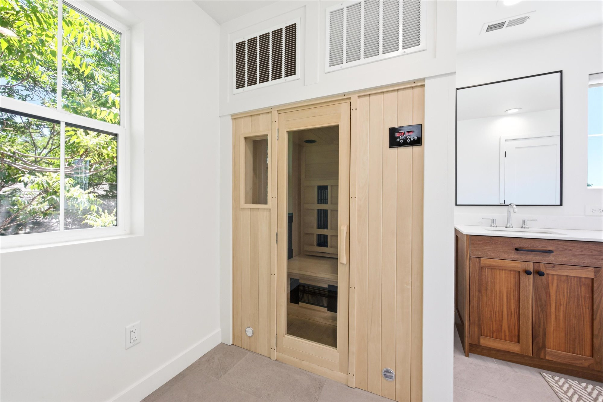 15TH & 15TH - Residential