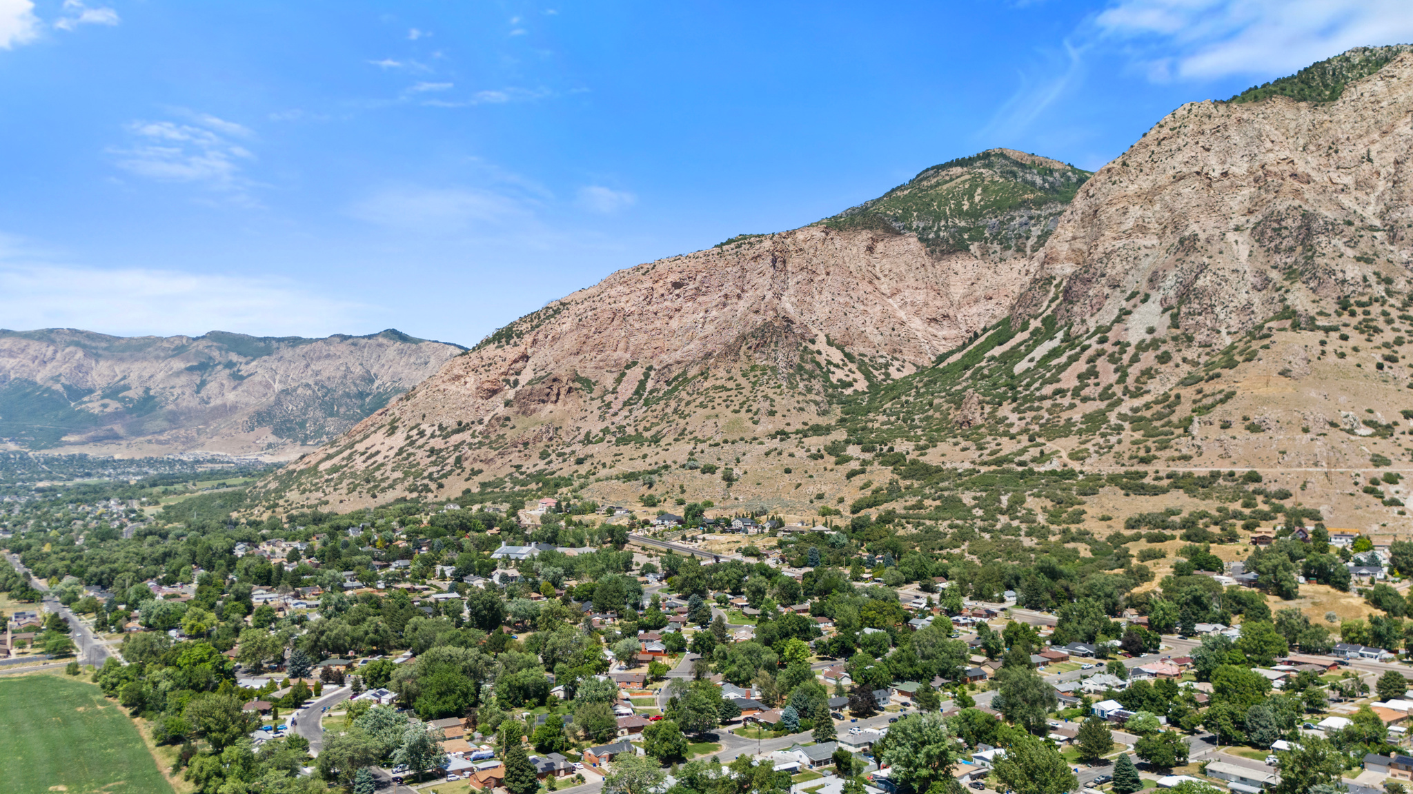 SOUTH EL RANCHO - Residential