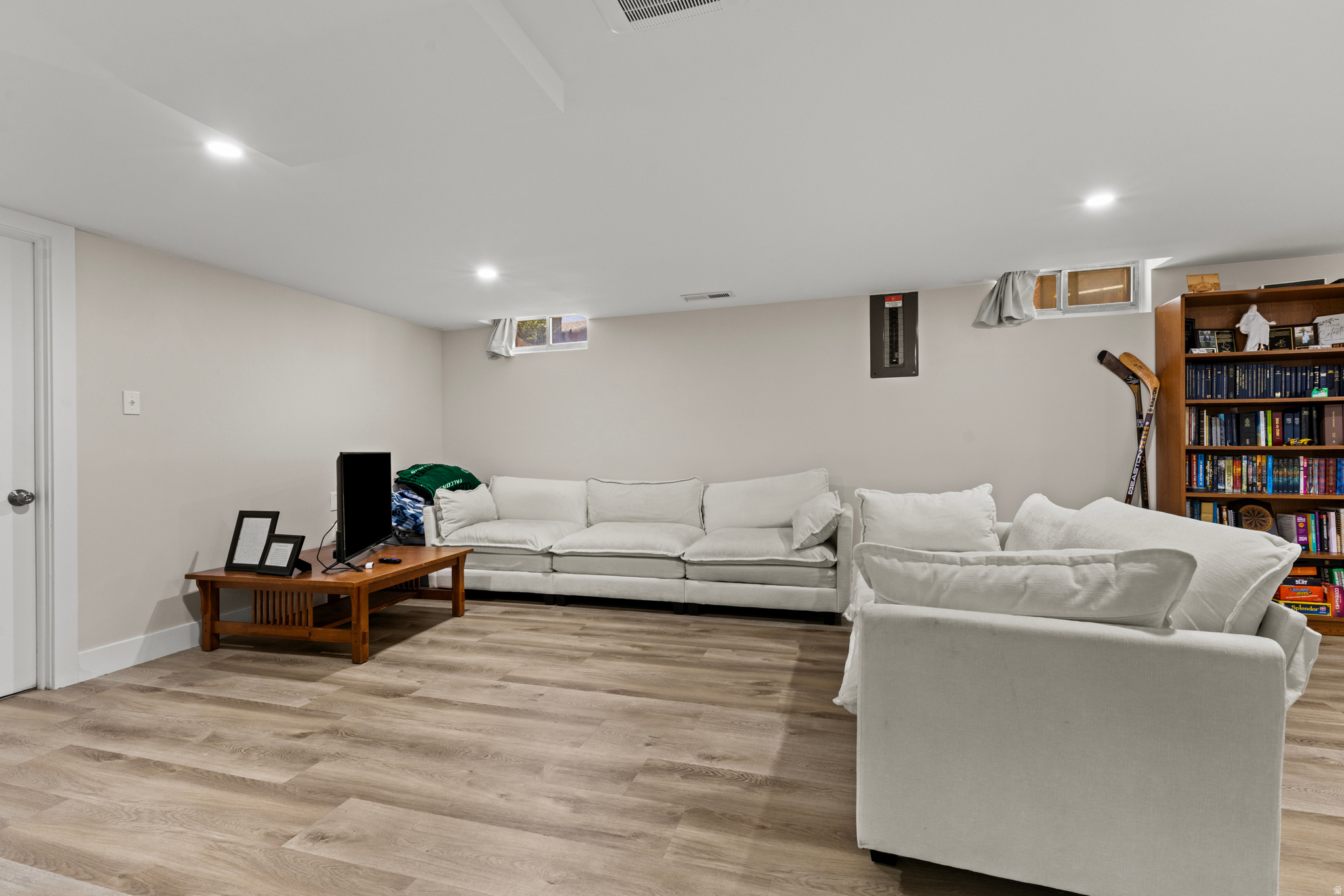 SOUTH EL RANCHO - Residential