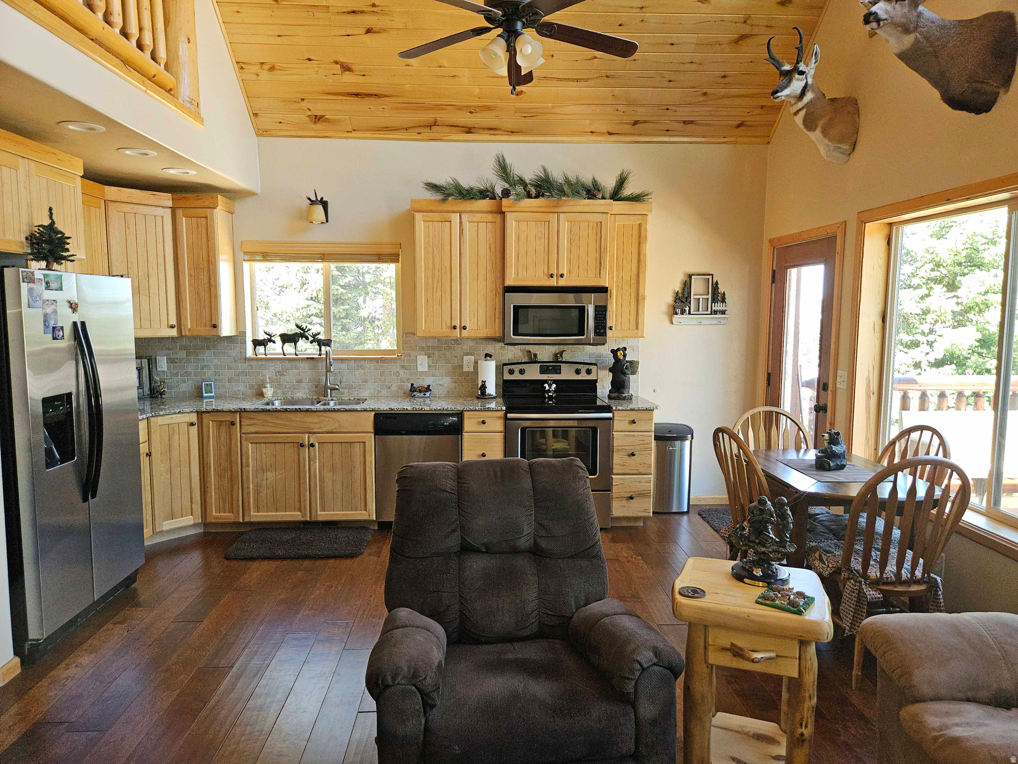 PINE CREEK ACRES - Residential