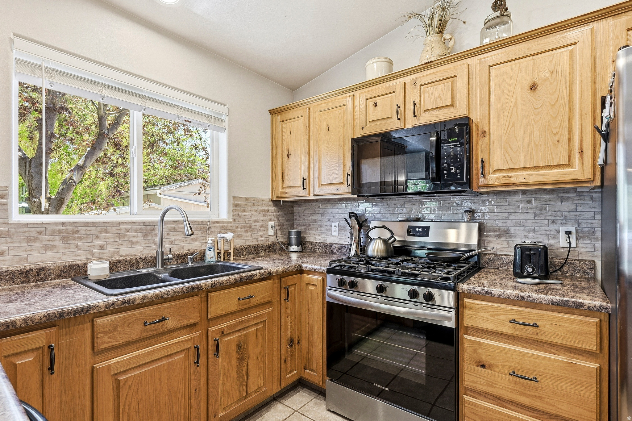 NORTH FIELD ADDITION SUBDIVISION - Residential