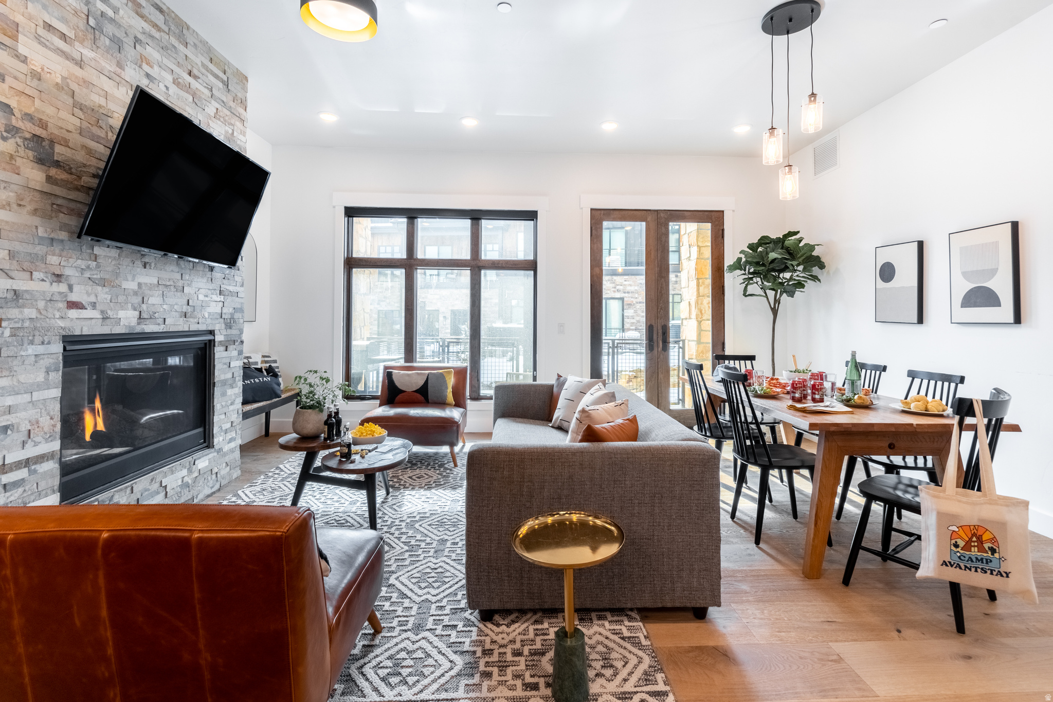 BLACKSTONE FLATS - Residential