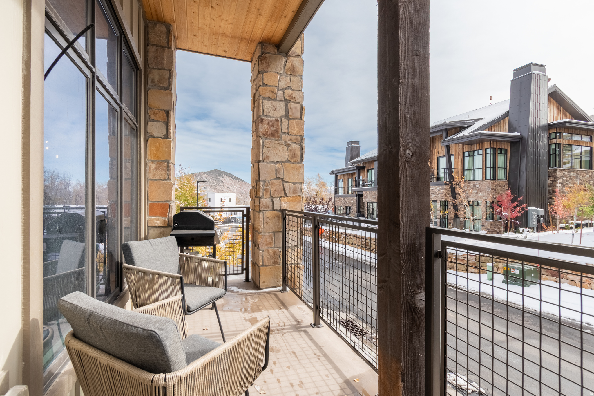 BLACKSTONE FLATS - Residential