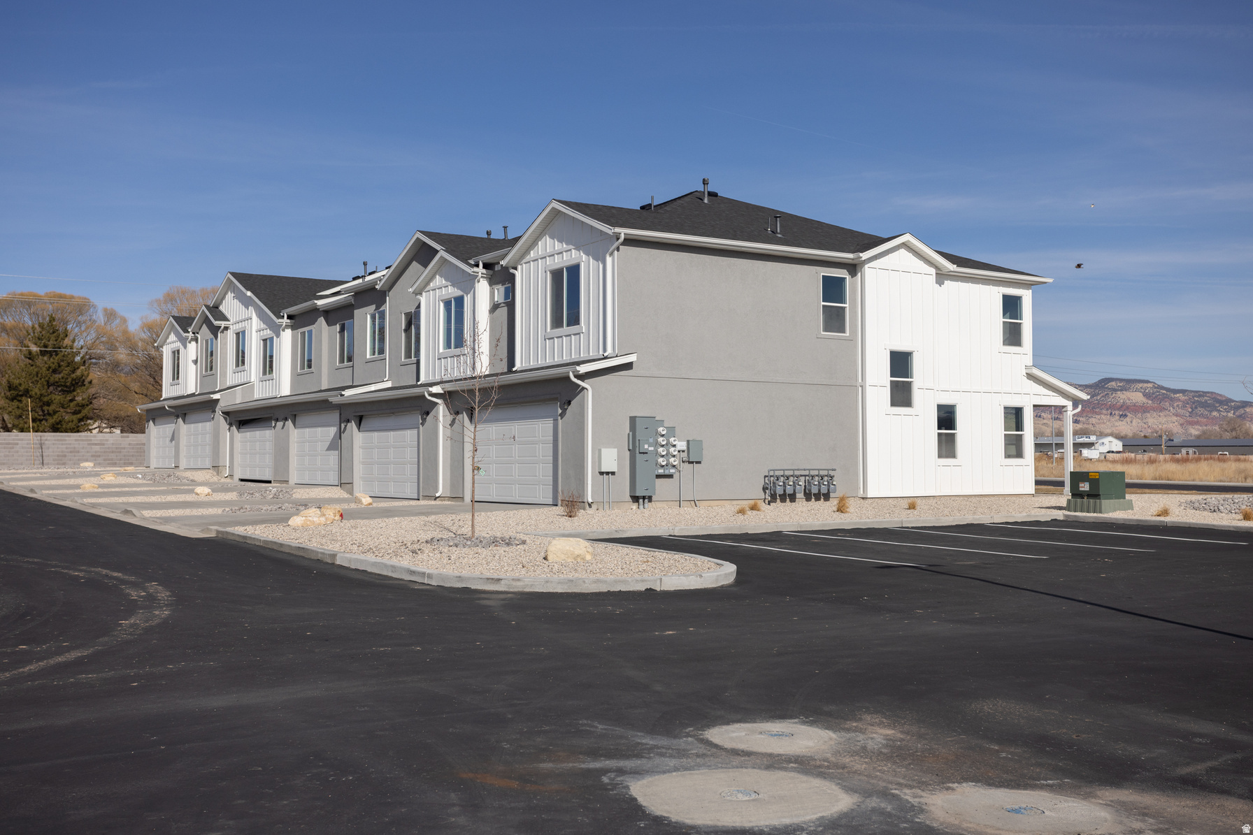 COVE MOUNTAIN TOWNHOMES - Residential