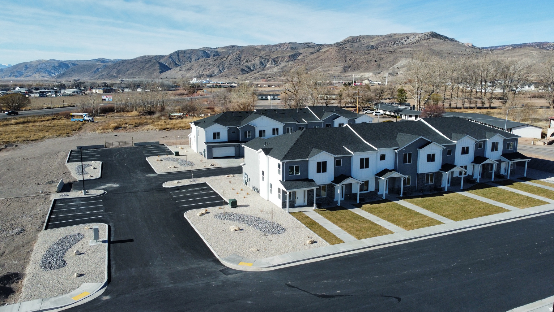 COVE MOUNTAIN TOWNHOMES - Residential