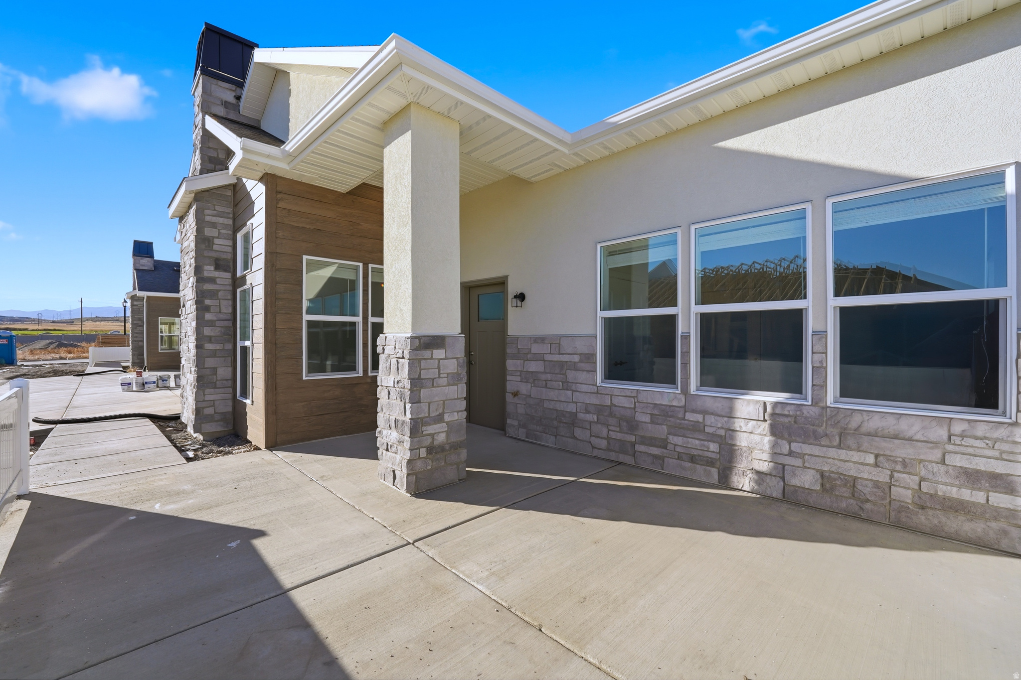 SARATOGA VIEW - Residential