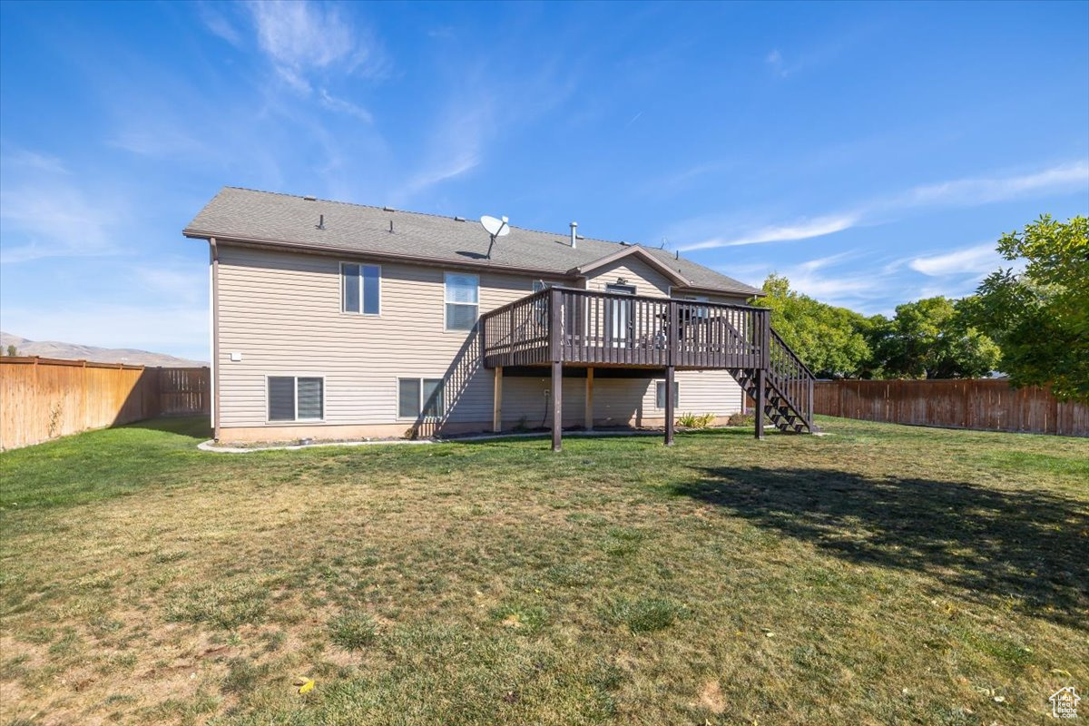 COUNTRY MEADOWS - Residential