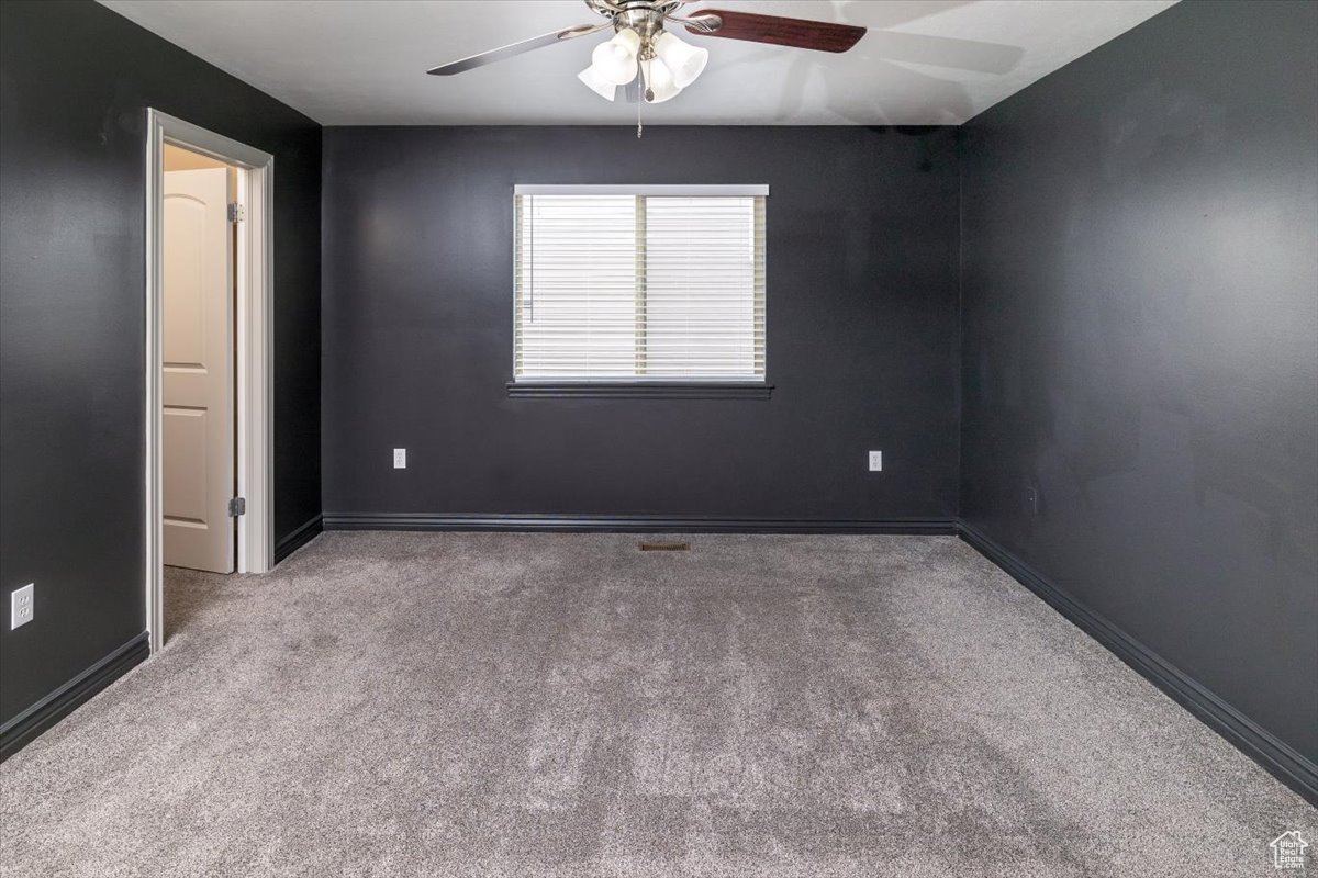 COUNTRY MEADOWS - Residential