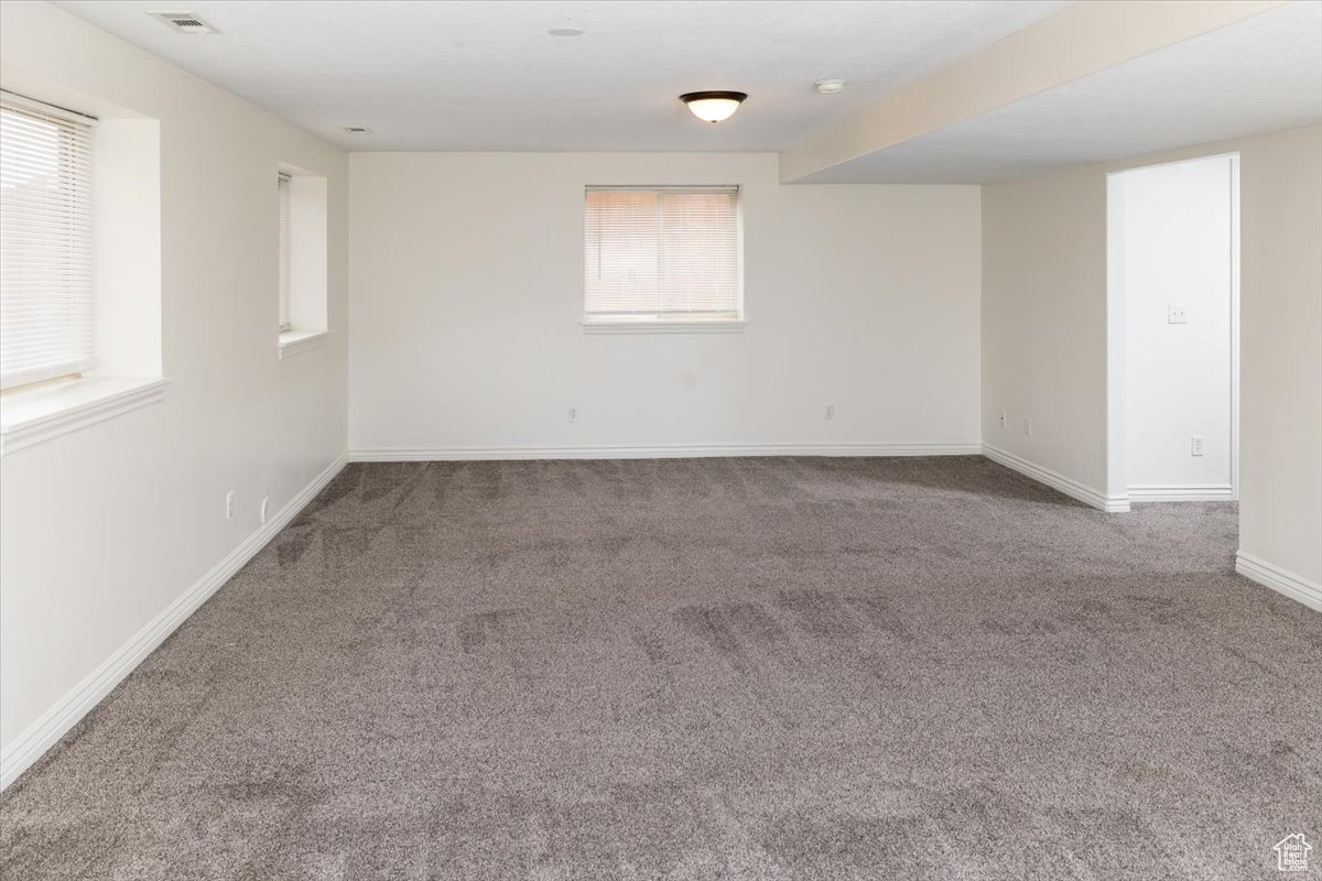 COUNTRY MEADOWS - Residential