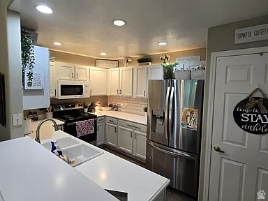 RIVER RUN CONDO PH 6 - Residential