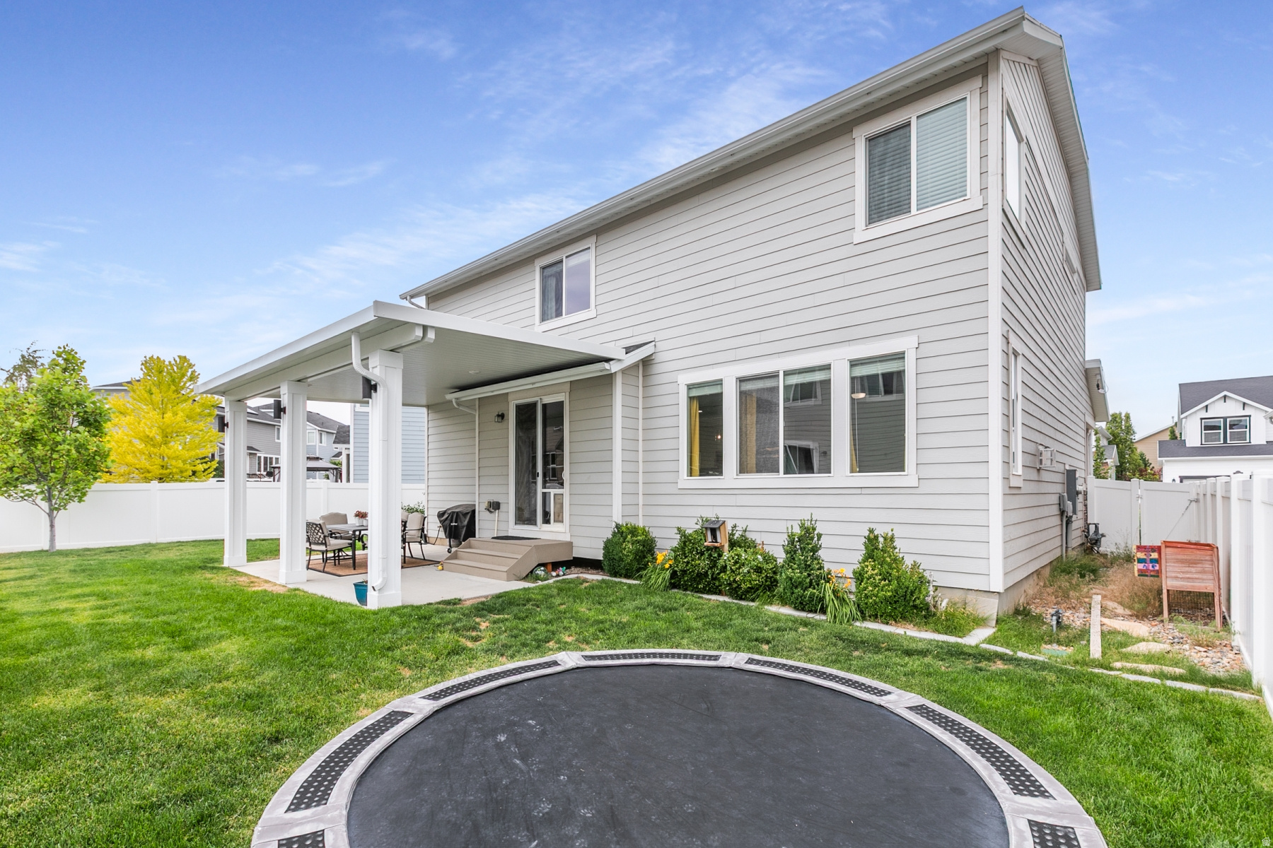 MEADOWS - Residential