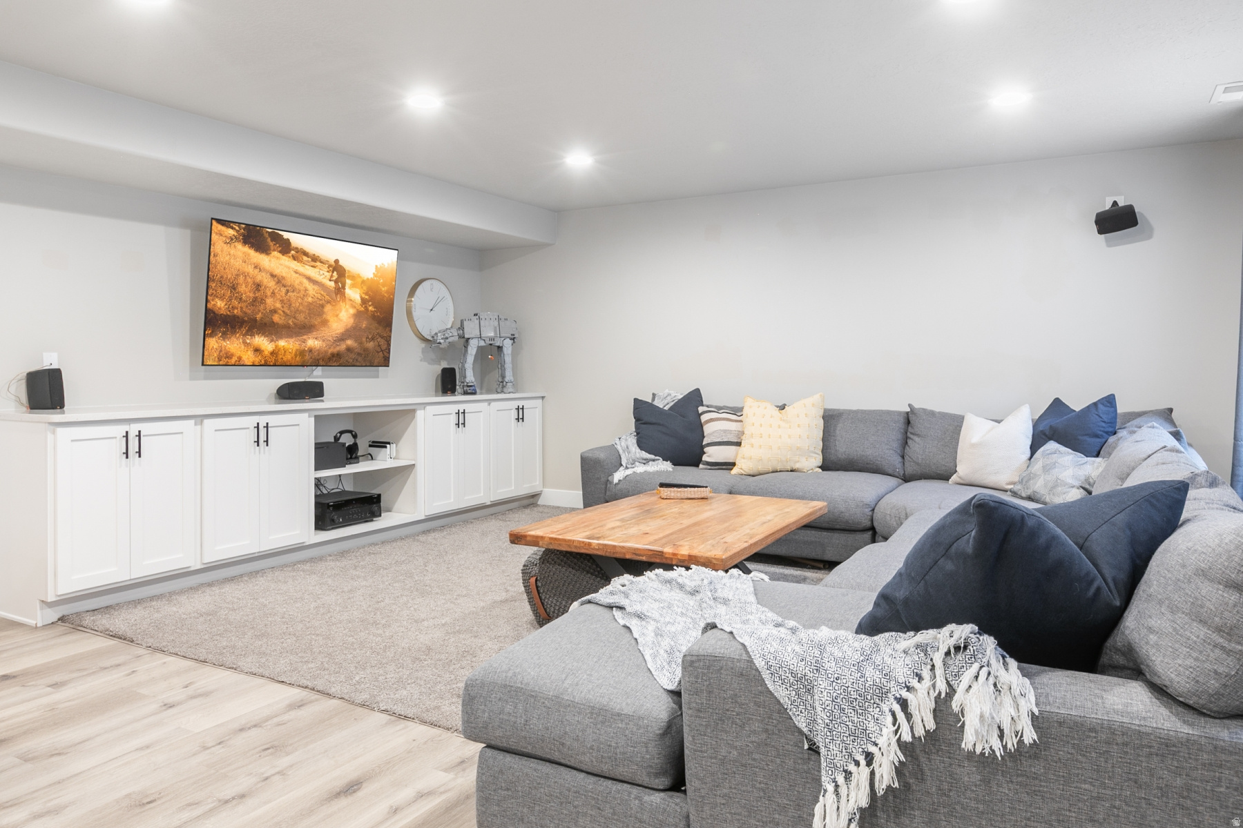 MEADOWS - Residential