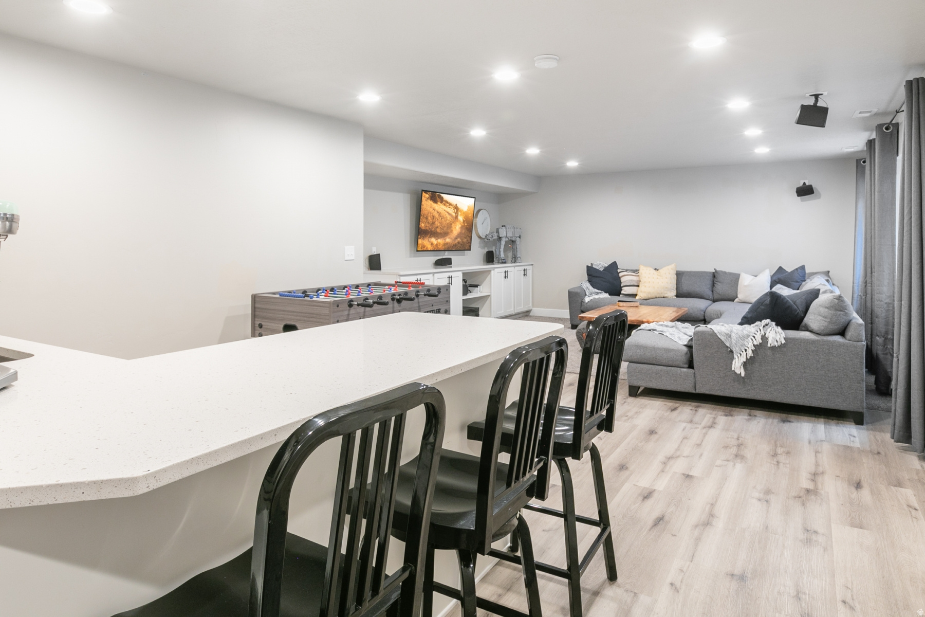 MEADOWS - Residential