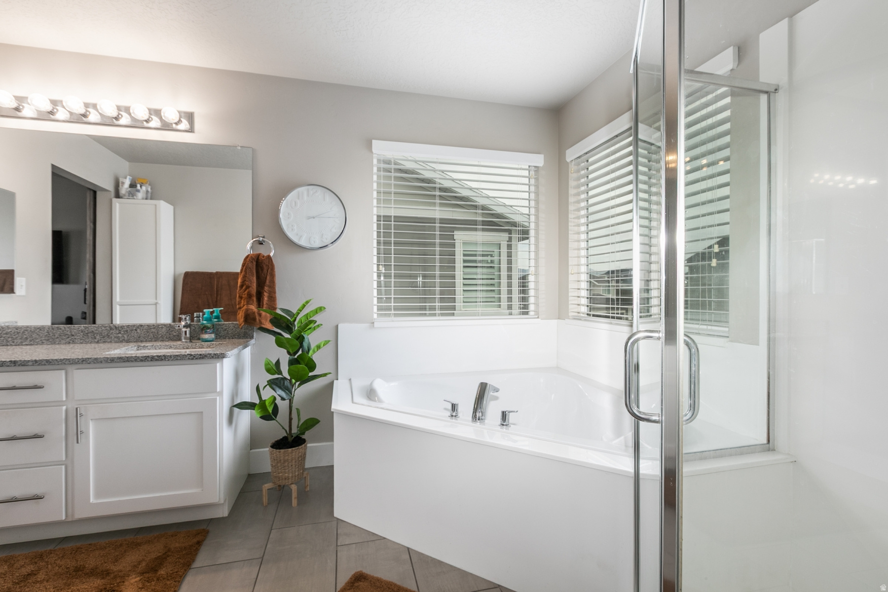 MEADOWS - Residential