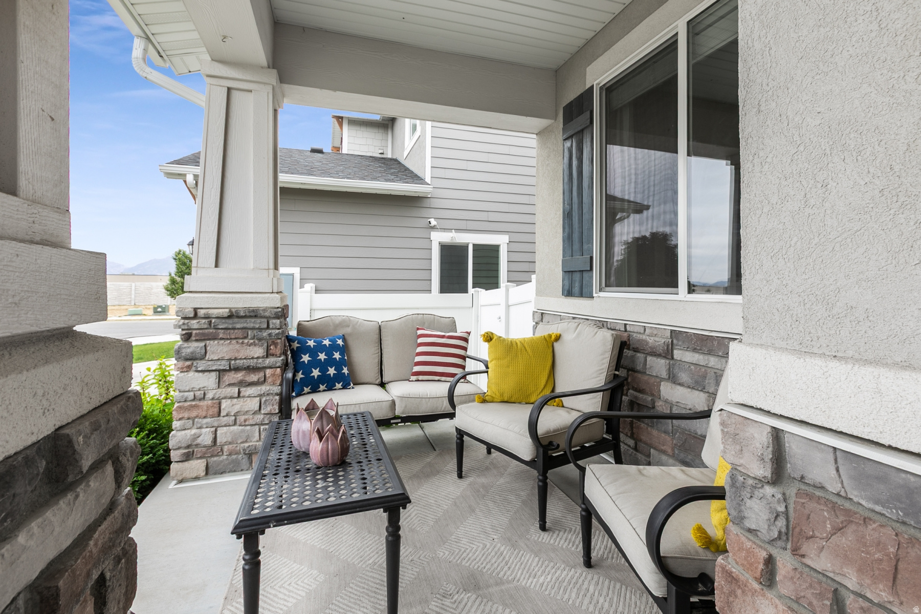 MEADOWS - Residential