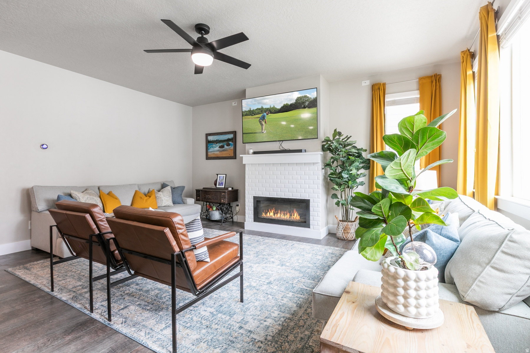 MEADOWS - Residential