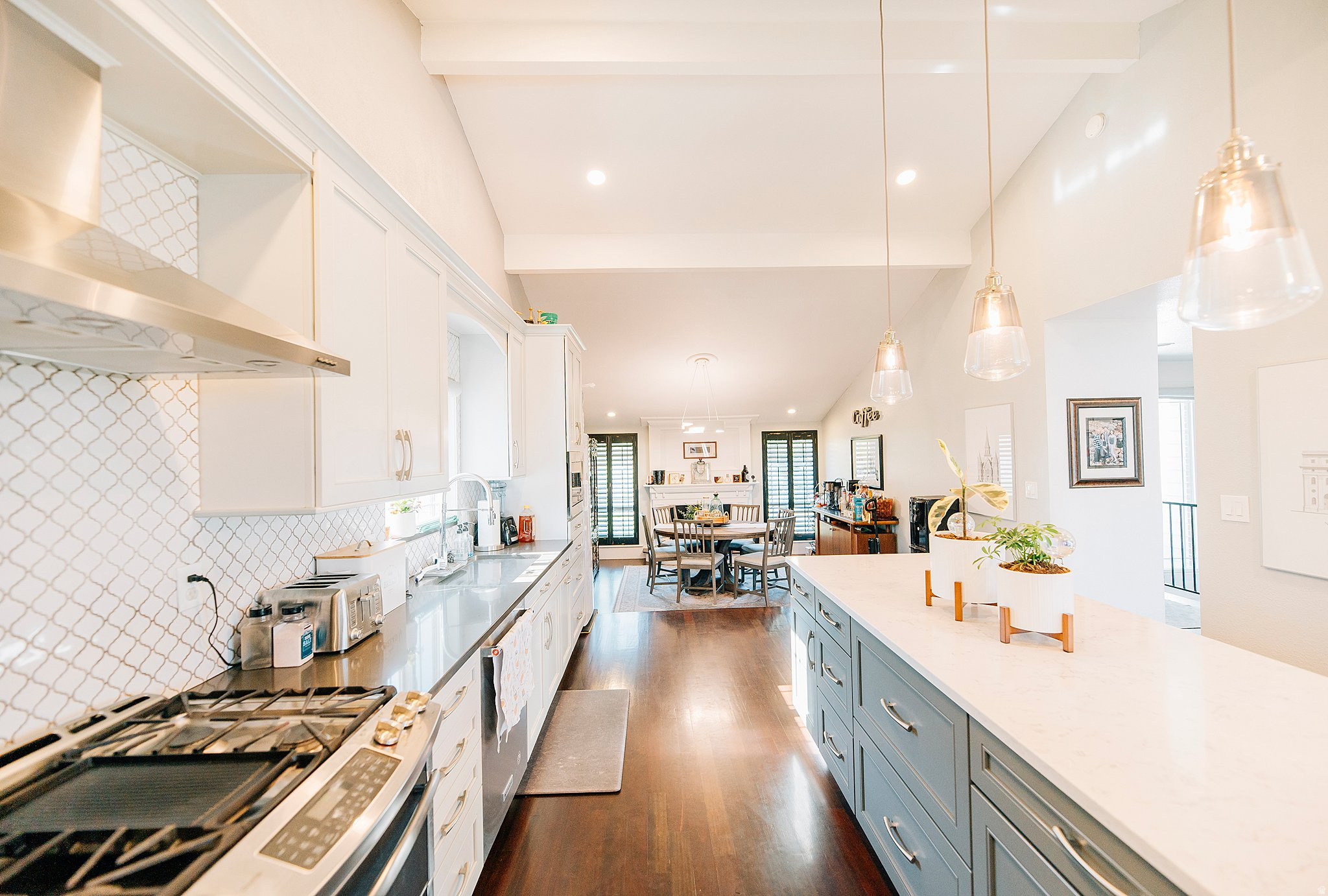 CHELSEA COVE - Residential