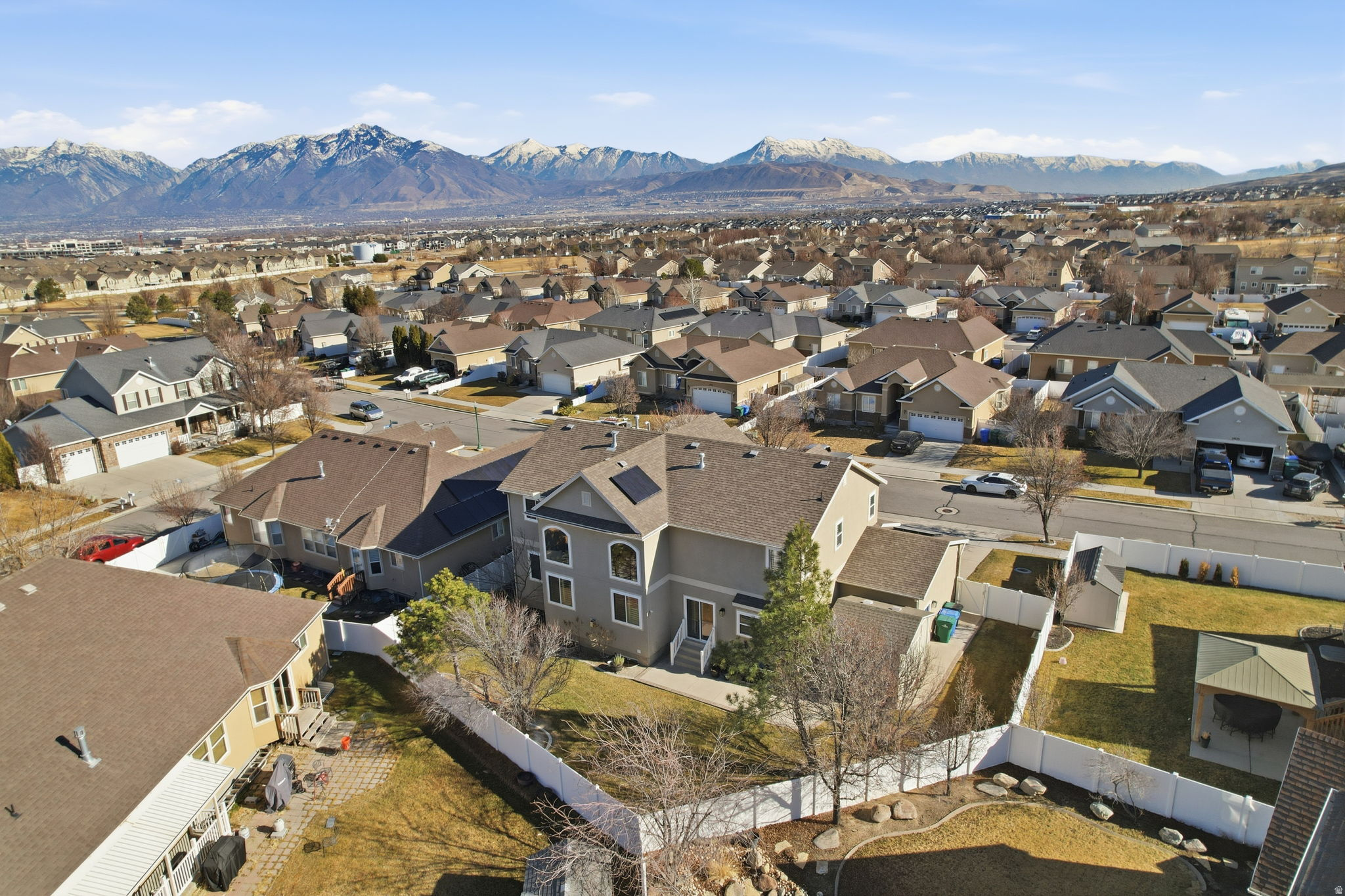 MEADOWS - Residential