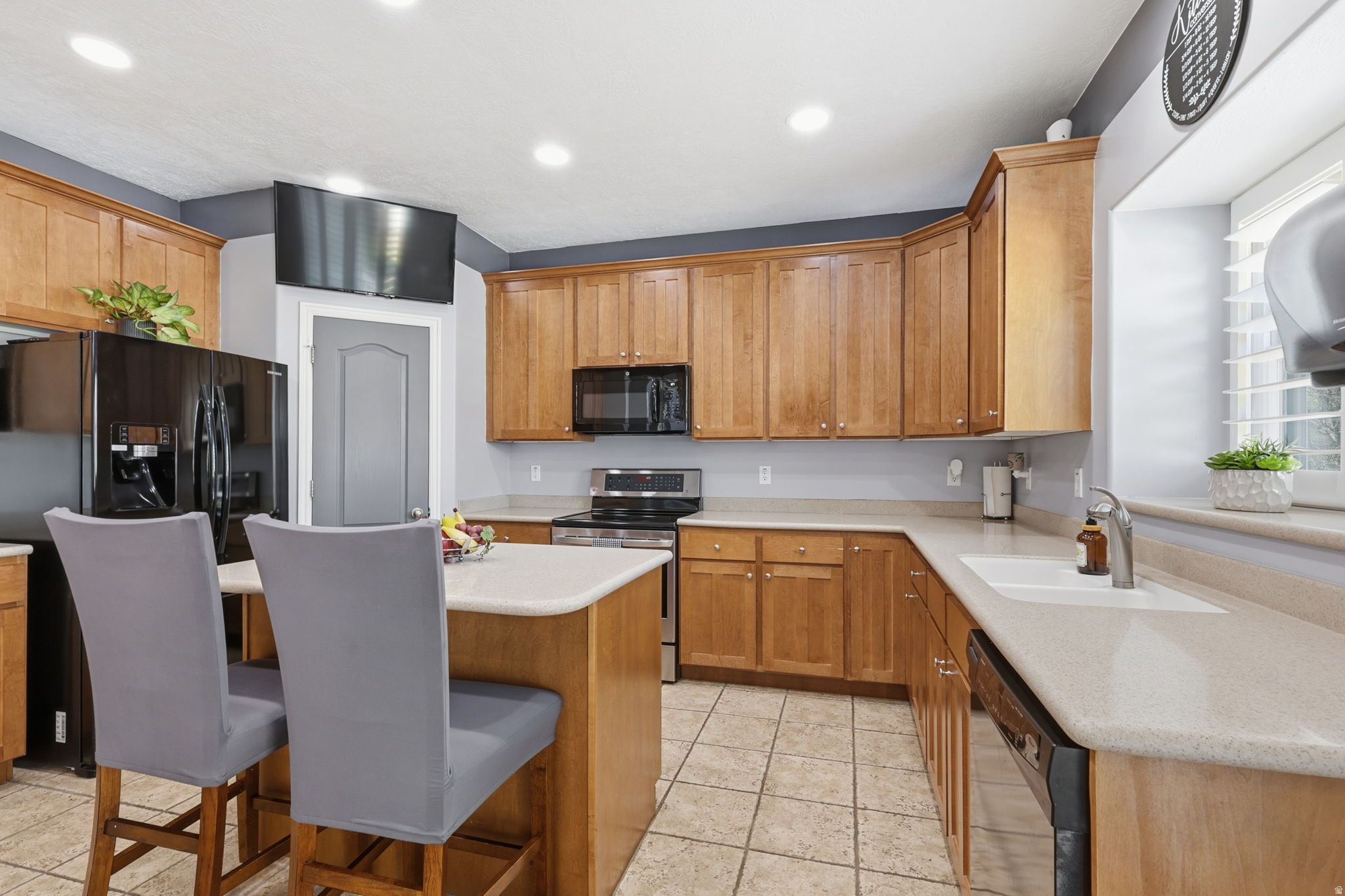 MEADOWS - Residential