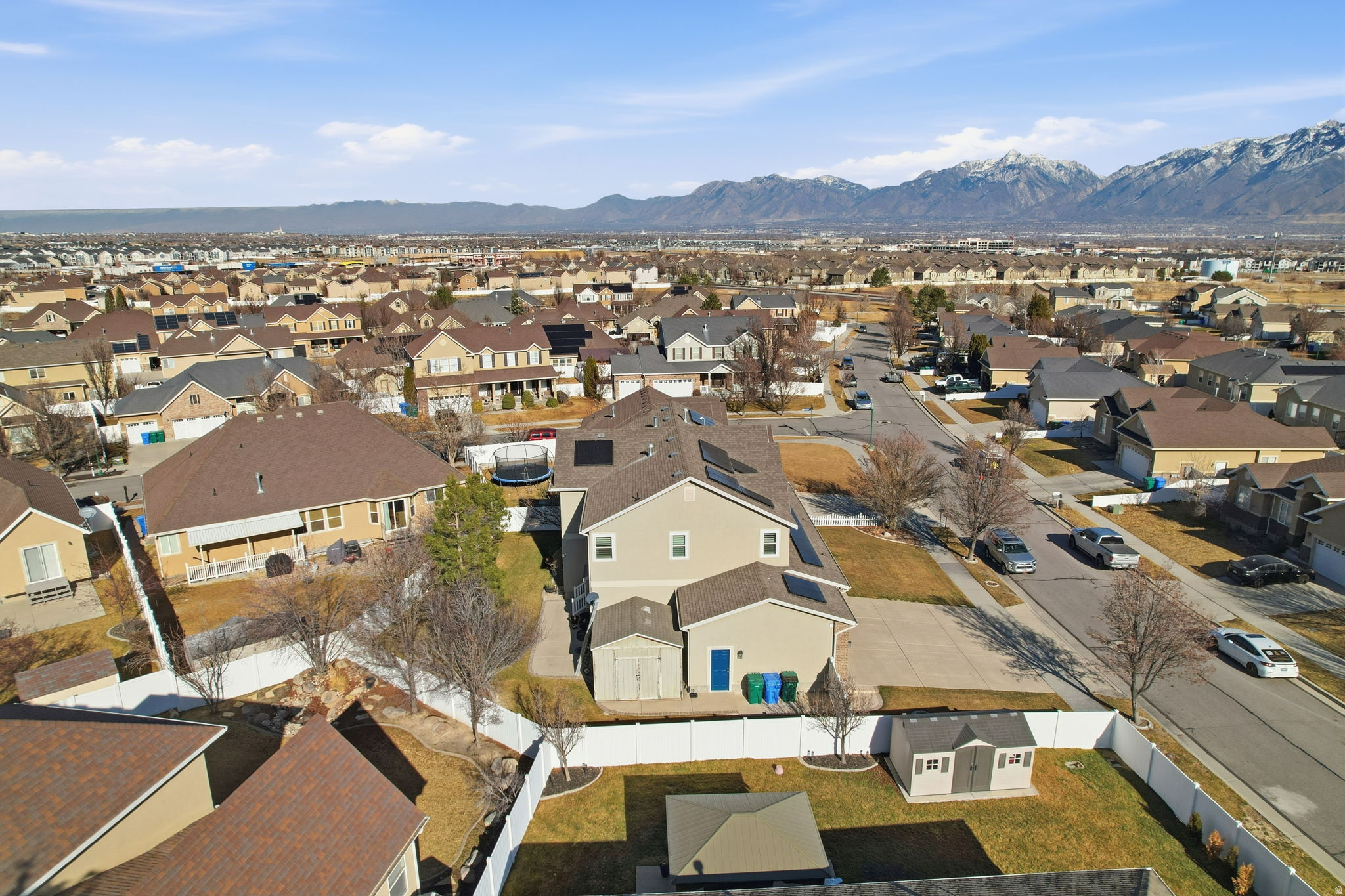 MEADOWS - Residential