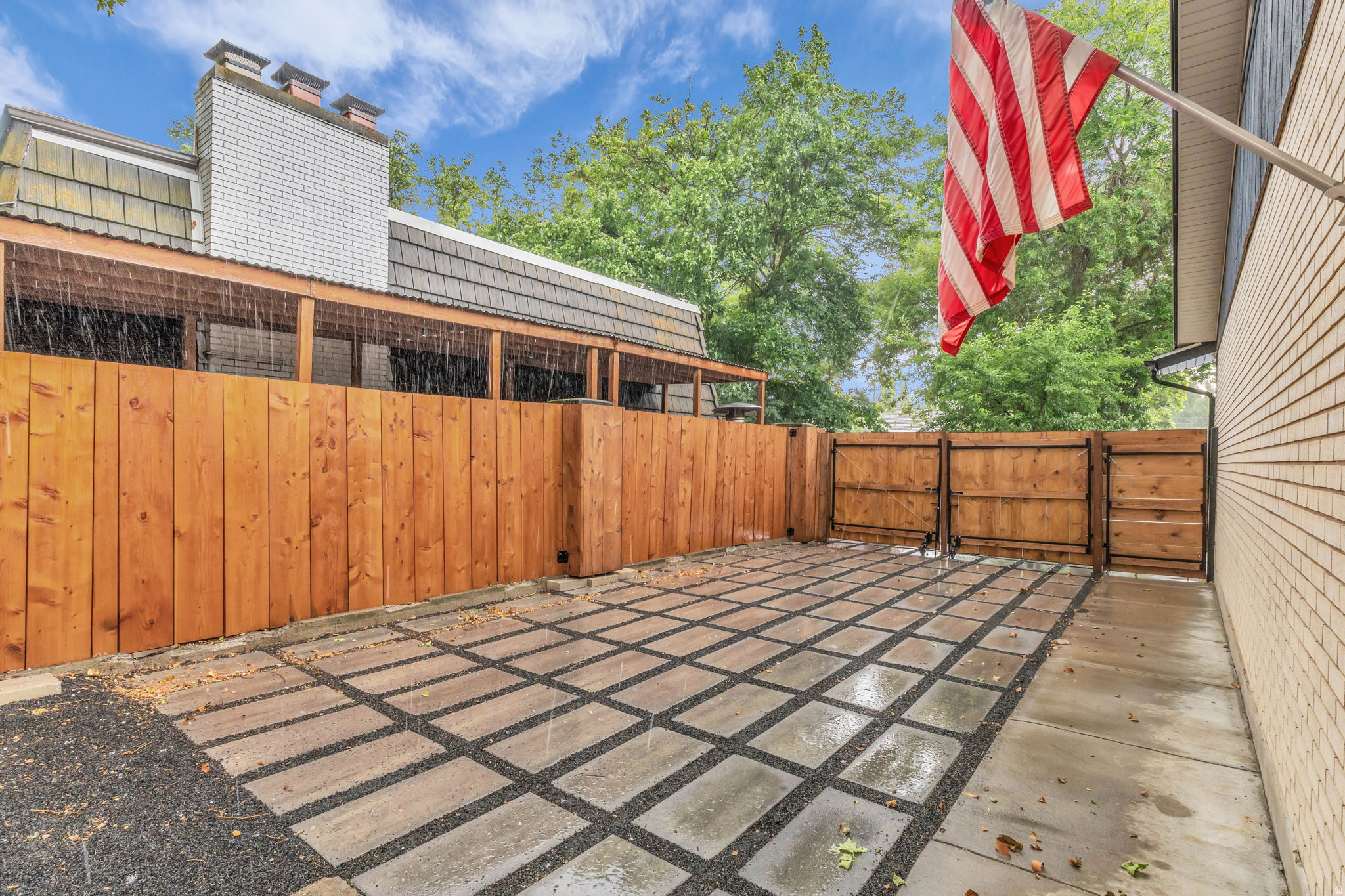 LAURELWOOD ESTATES - Residential