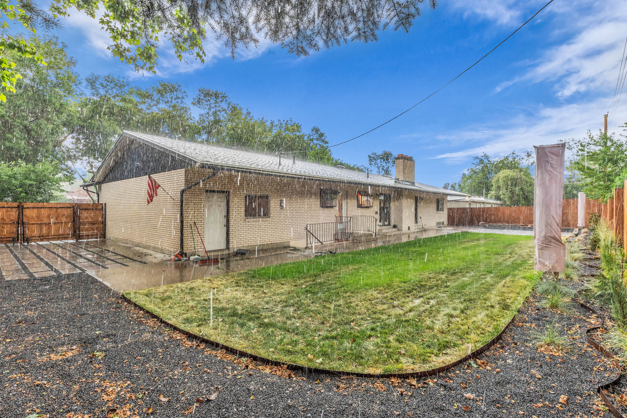 LAURELWOOD ESTATES - Residential
