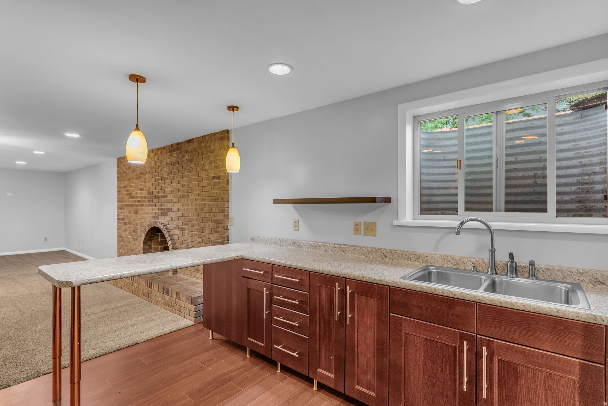 LAURELWOOD ESTATES - Residential