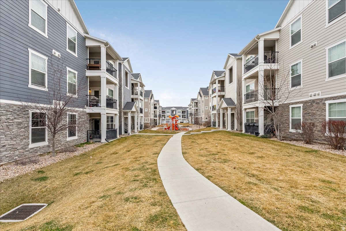 HORIZON HEIGHTS - Residential