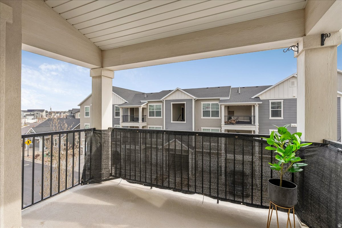 HORIZON HEIGHTS - Residential
