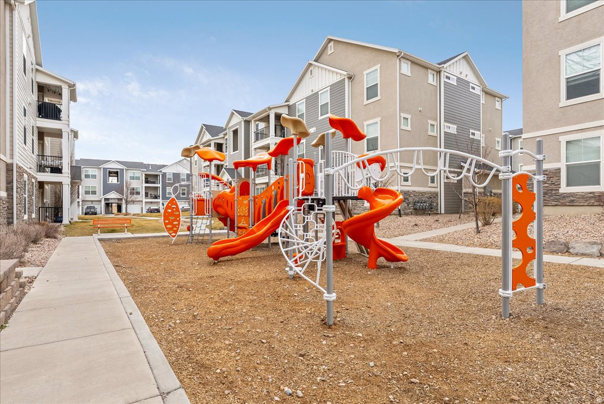 HORIZON HEIGHTS - Residential