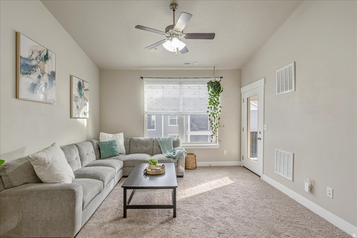 HORIZON HEIGHTS - Residential