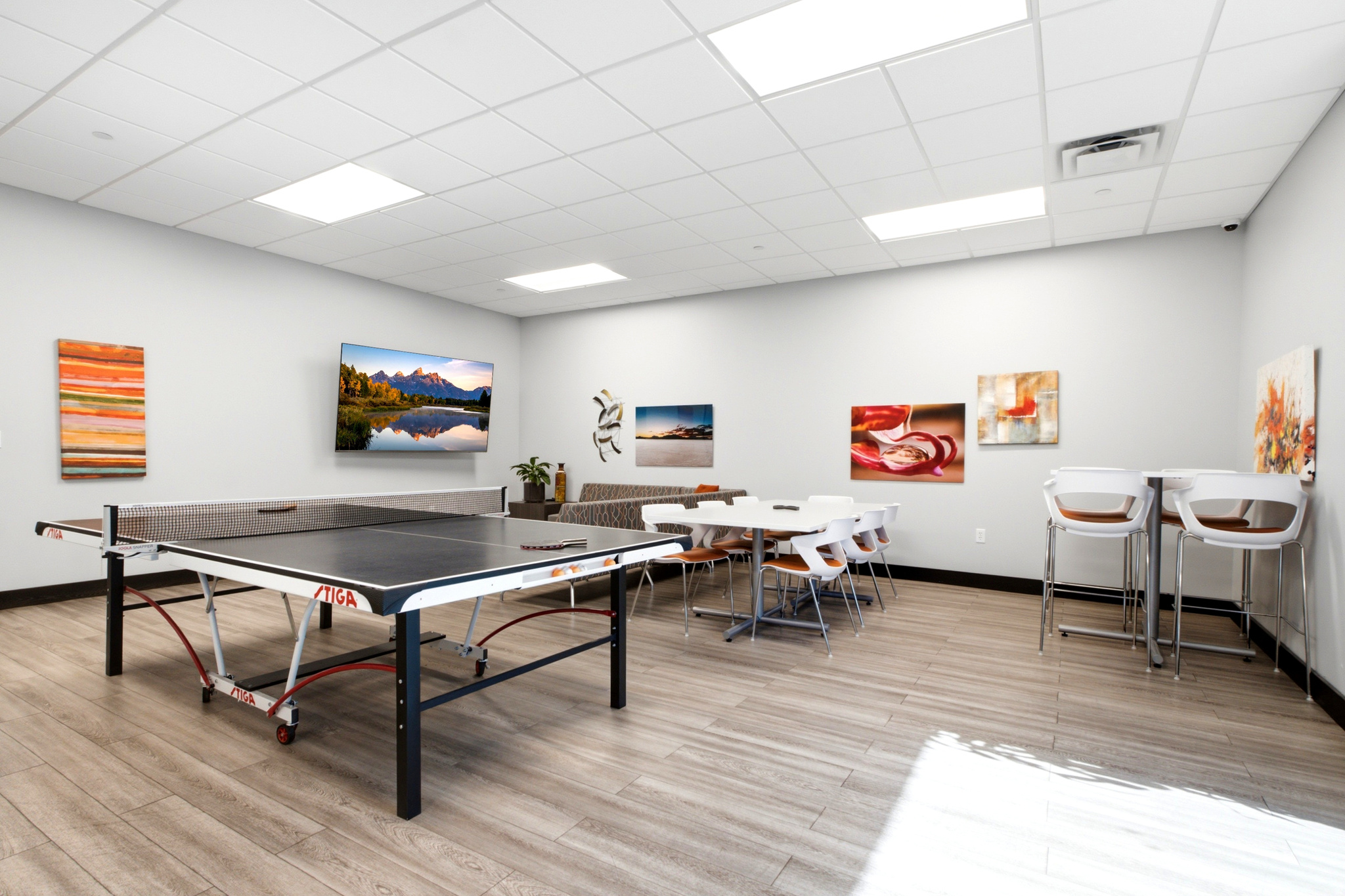 PINNACLE POINT - Commercial Lease