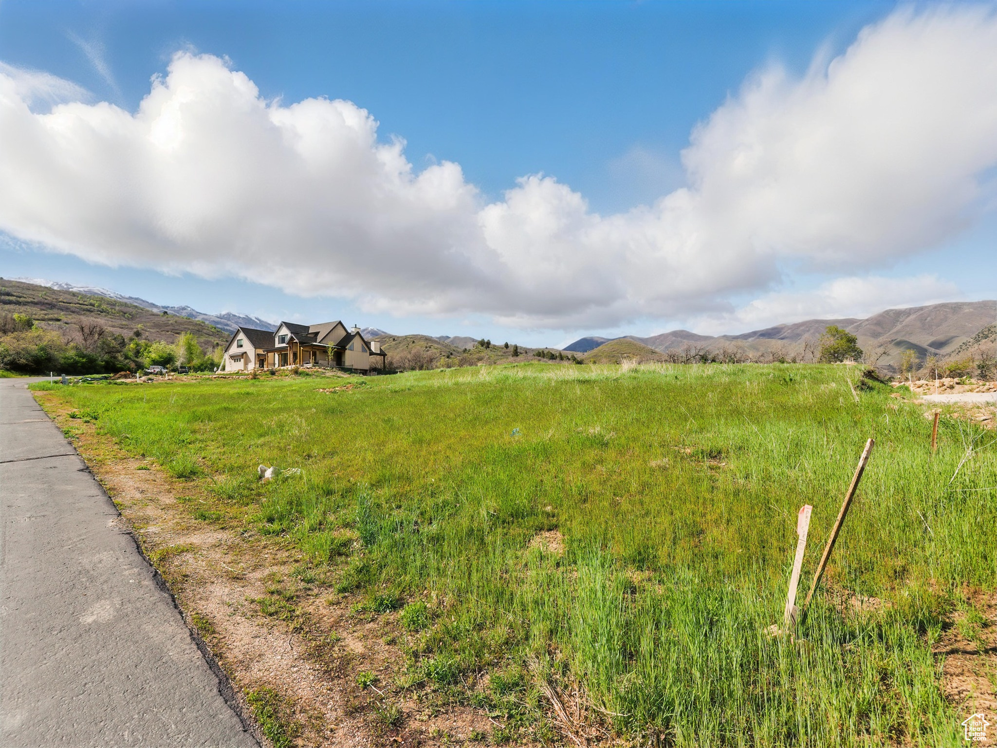 THE COTTAGES AT HOBBLE CREEK - Land