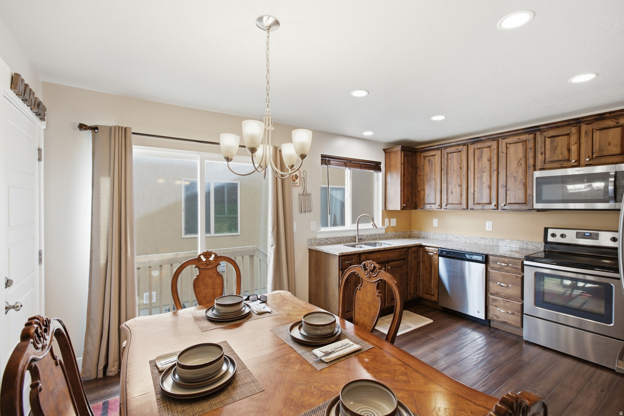 EAGLE POINT - Residential