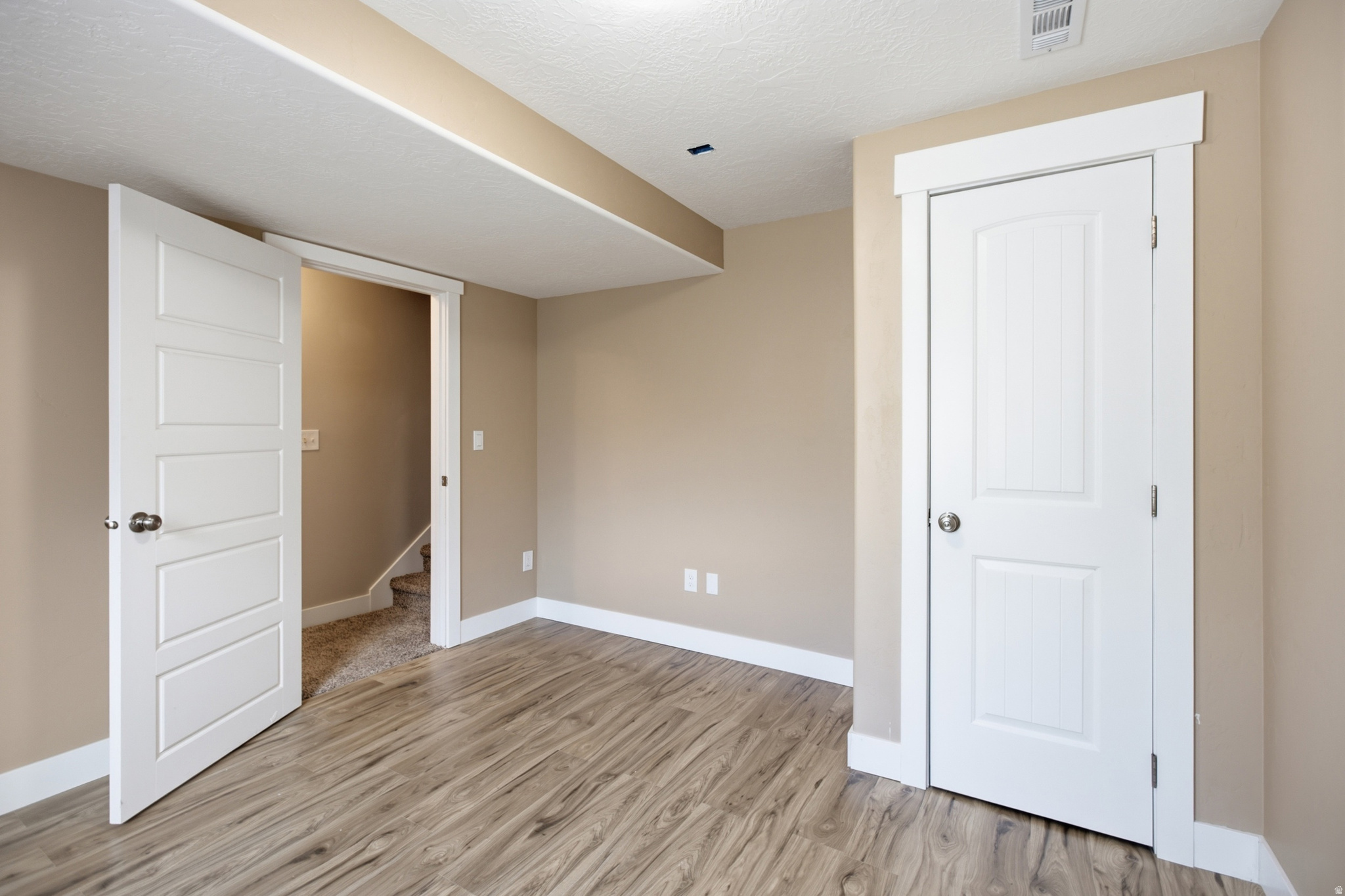 EAGLE POINT - Residential