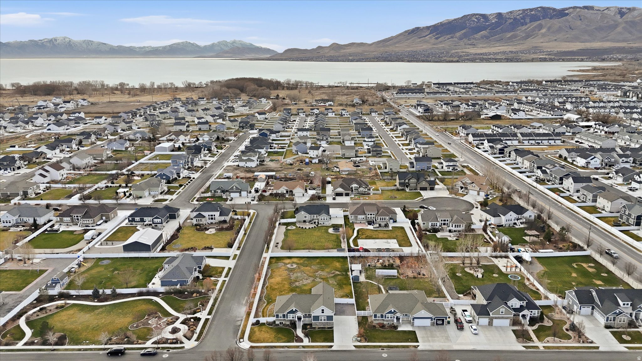 SNOWS SPRINGS - Residential
