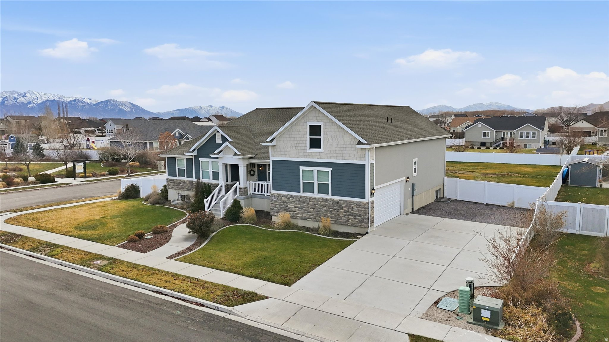 SNOWS SPRINGS - Residential