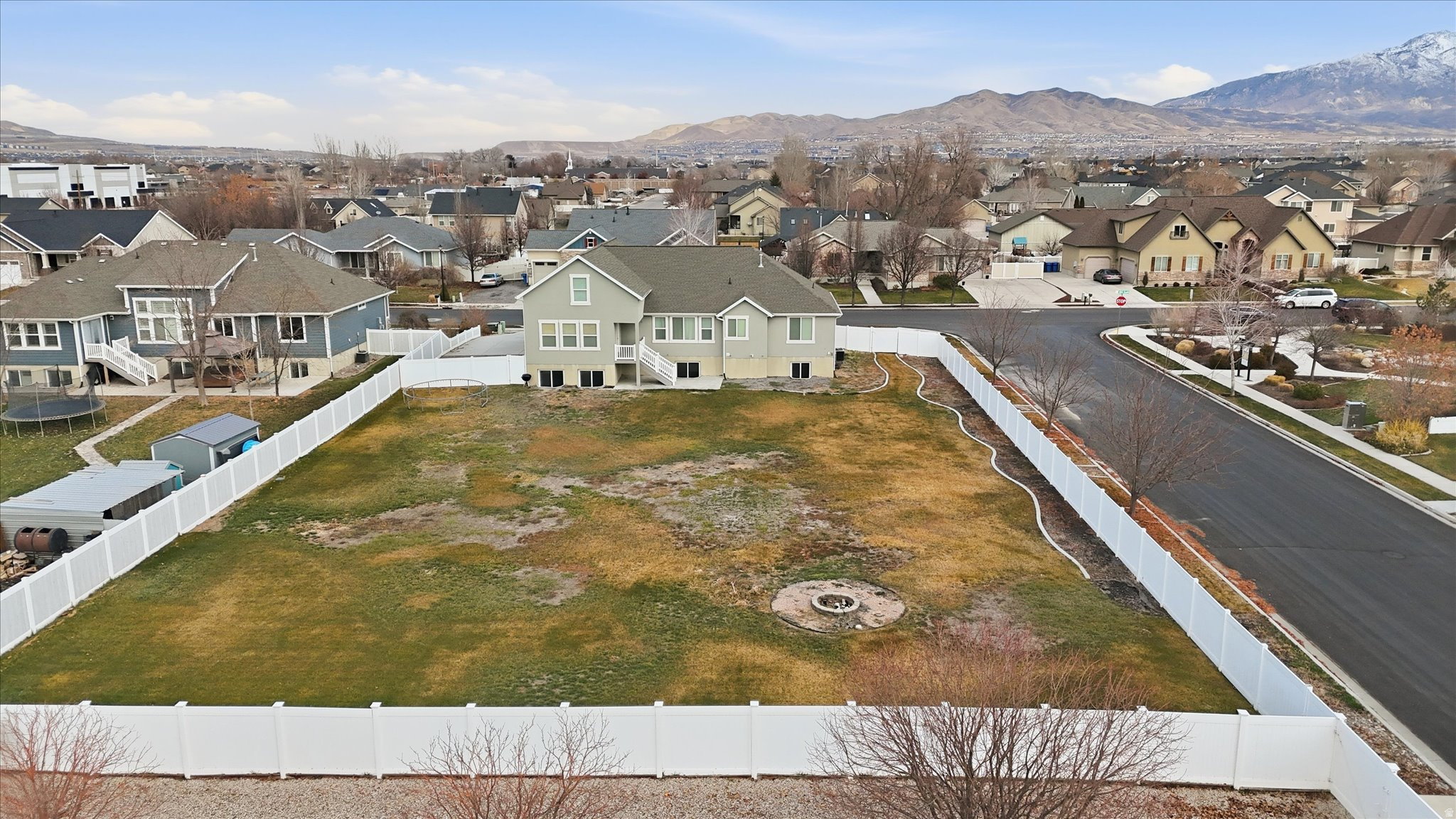 SNOWS SPRINGS - Residential