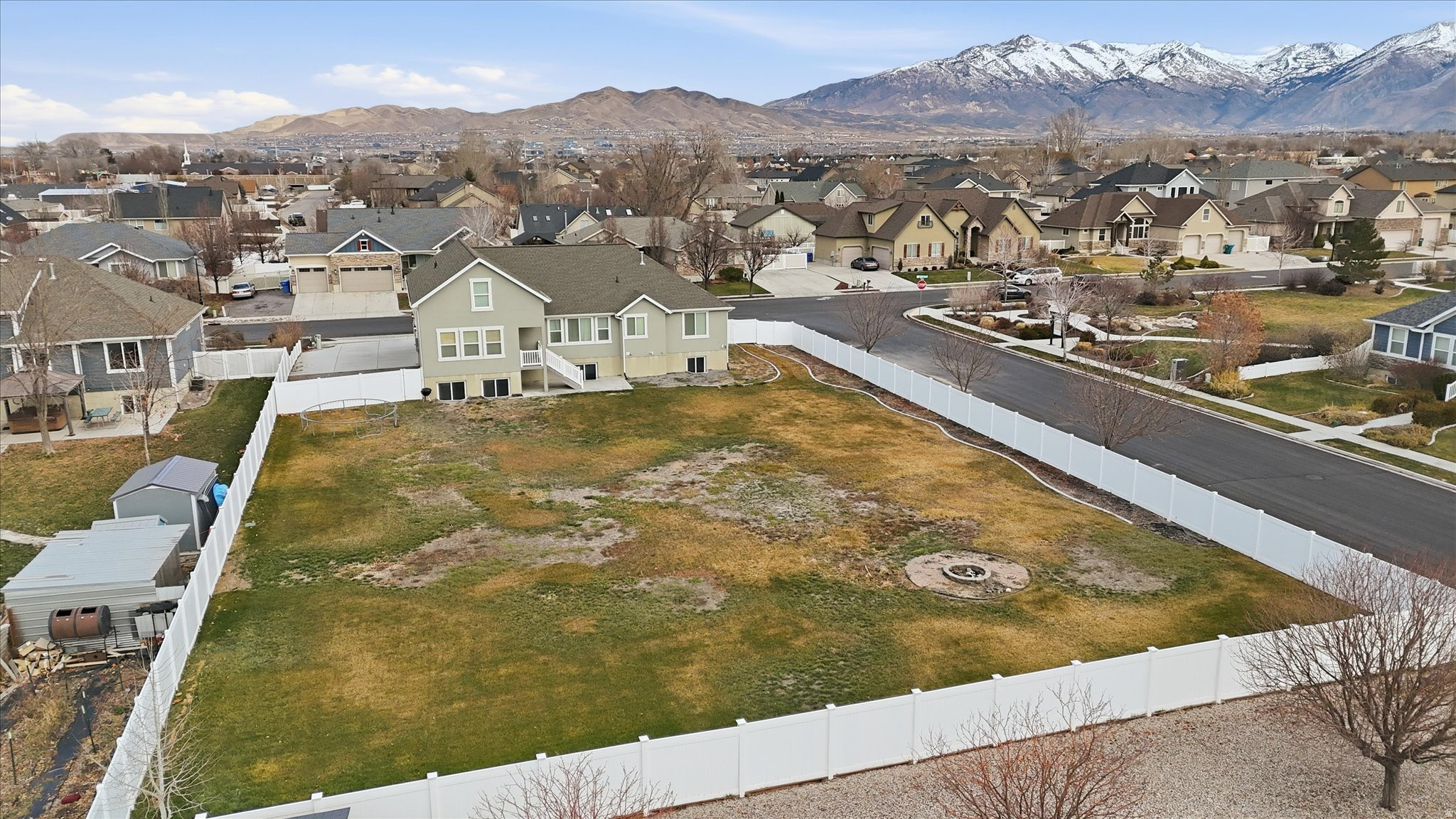 SNOWS SPRINGS - Residential
