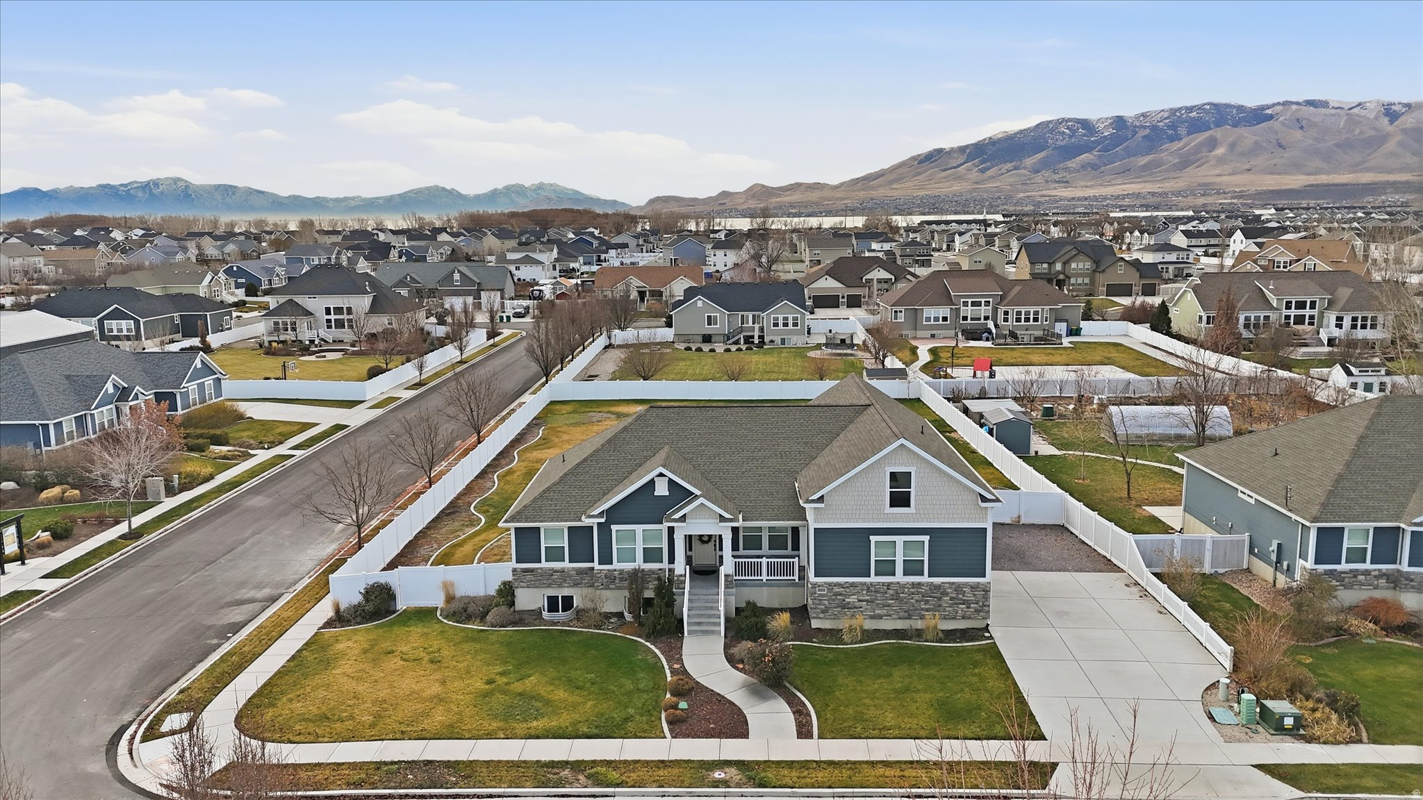 SNOWS SPRINGS - Residential
