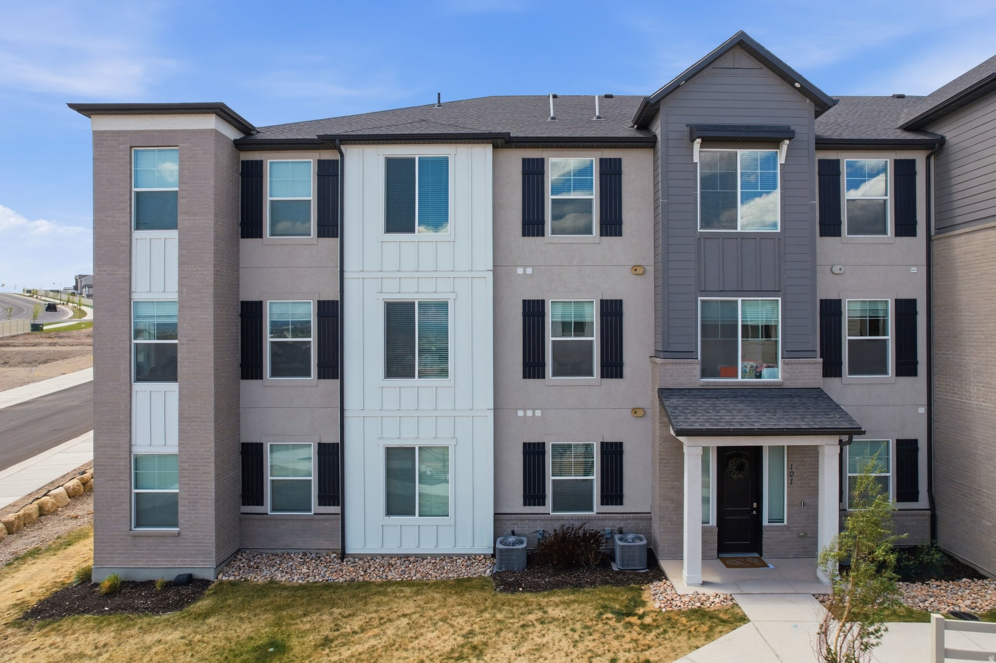 HIGHRIDGE - Residential