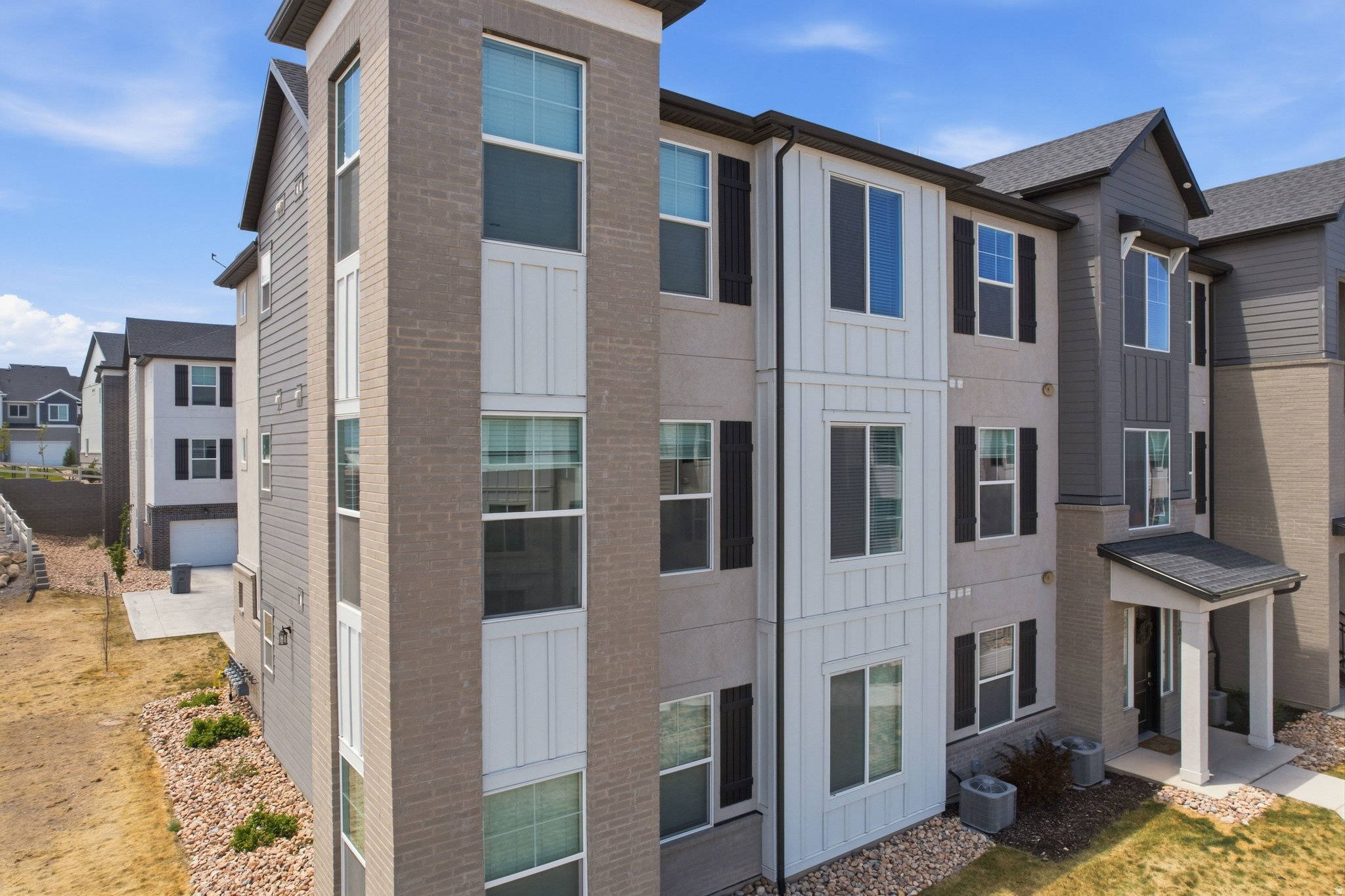 HIGHRIDGE - Residential