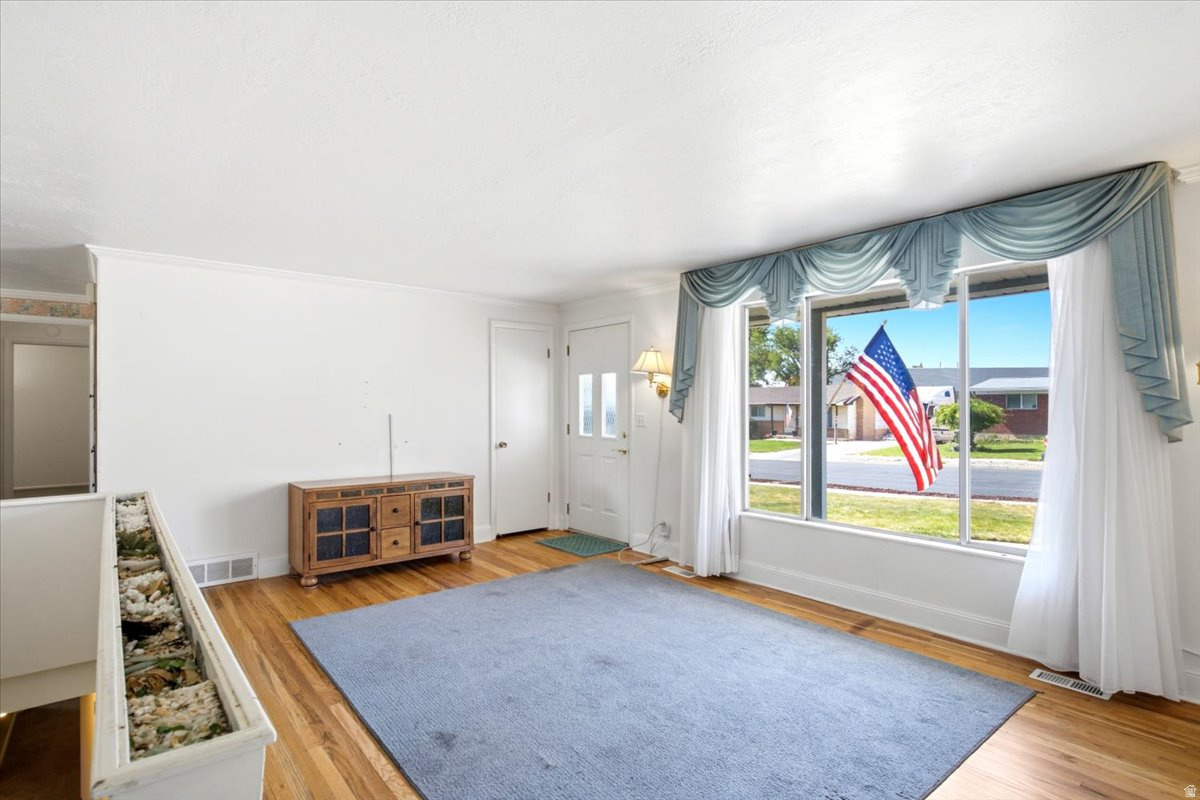 NORTH HILLSDALE - Residential